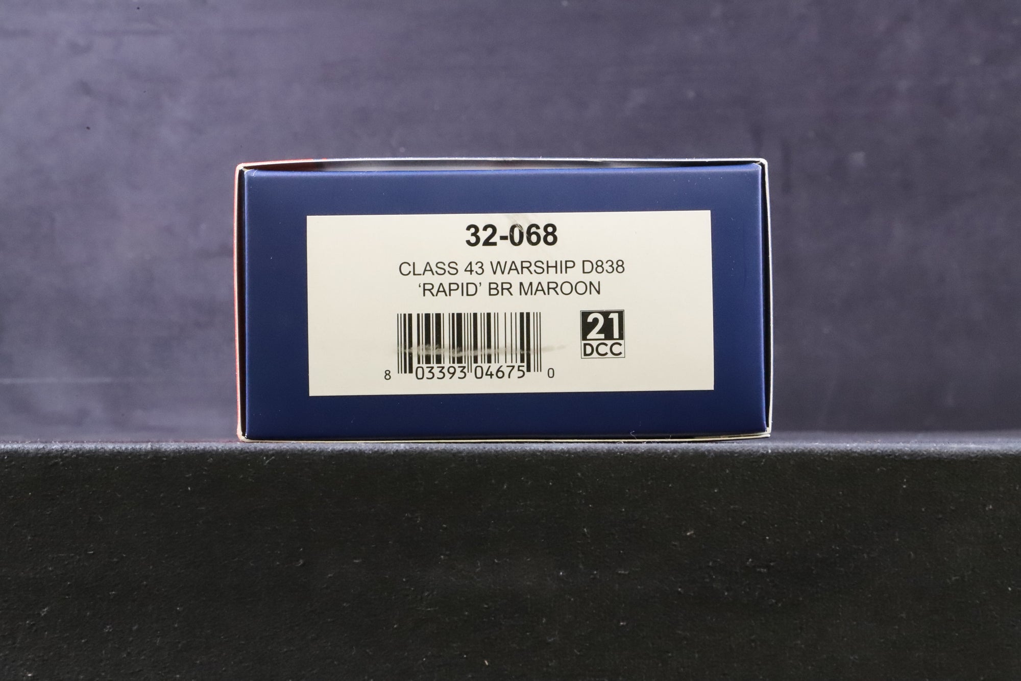Bachmann OO 32-068 Class 43 Warship 'D838' 'Rapid' BR Maroon