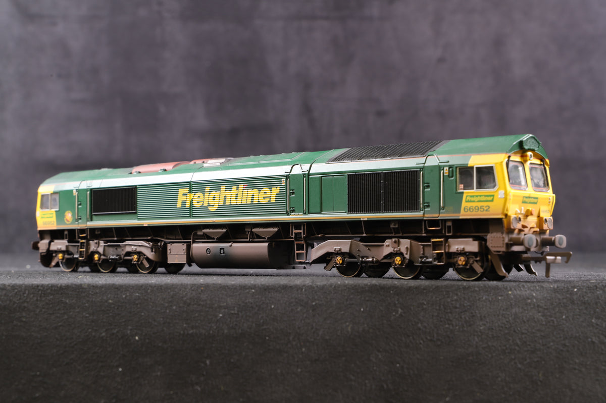 Bachmann OO 32-975 Class 66/9 &#39;66952&#39; Freightliner Weathered