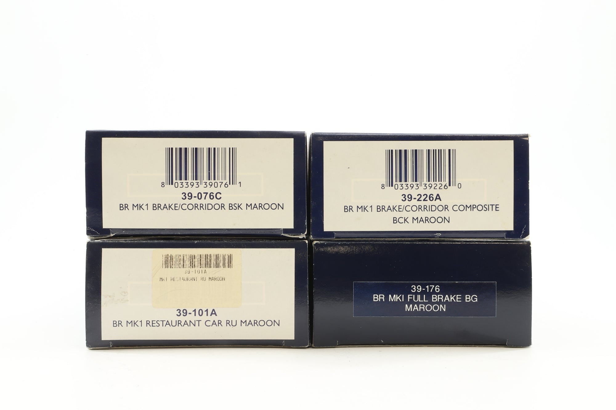 Bachmann OO Rake Of 4 BR Mk1 Maroon Coaches Inc. 39-226A, 39-101A, 39-076C & 39-176