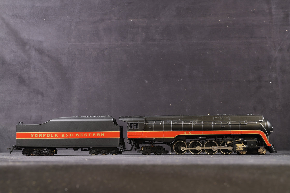 Bachmann OO 41-0658-A4 Norfolk &amp; Western Class J, Smoke Unit