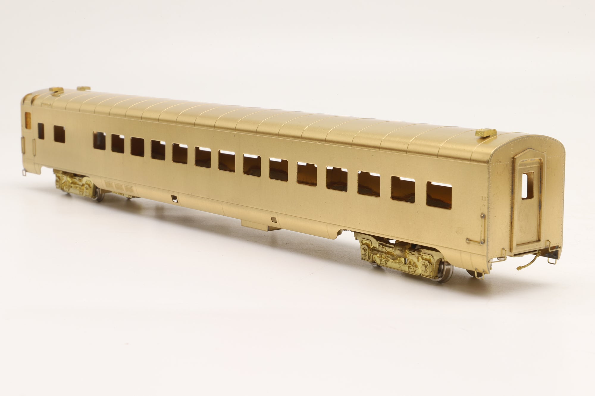 Oriental Limited HO Brass 56 Seat Chair Car 588 Skirted Unpainted