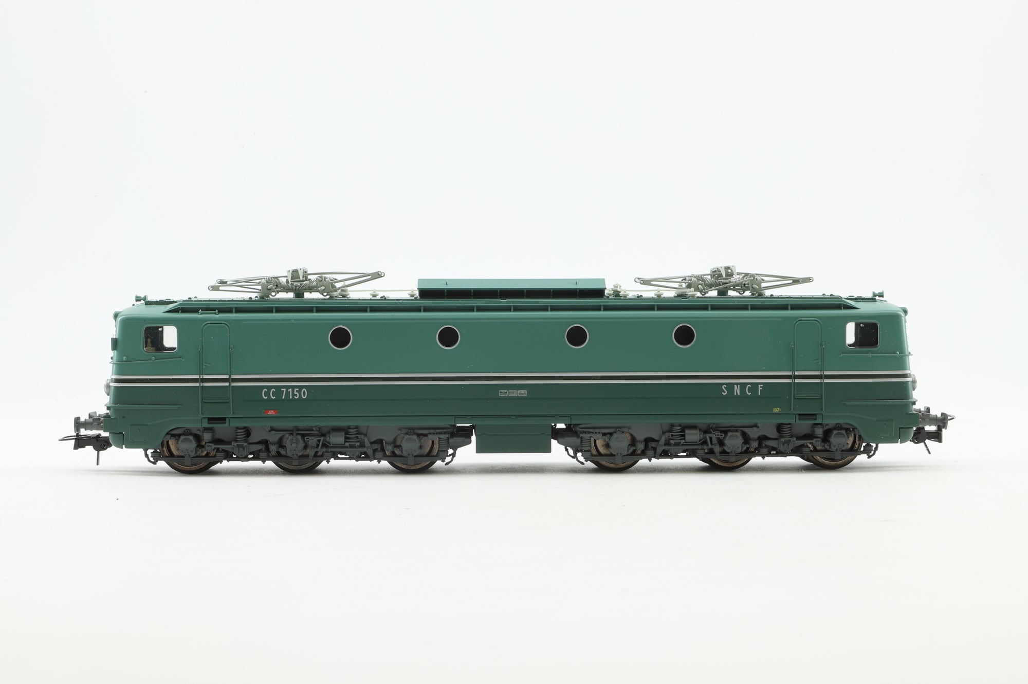 REE HO JM-001S French Electric Locomotive Class CC-7150 SNCF DCC Sound