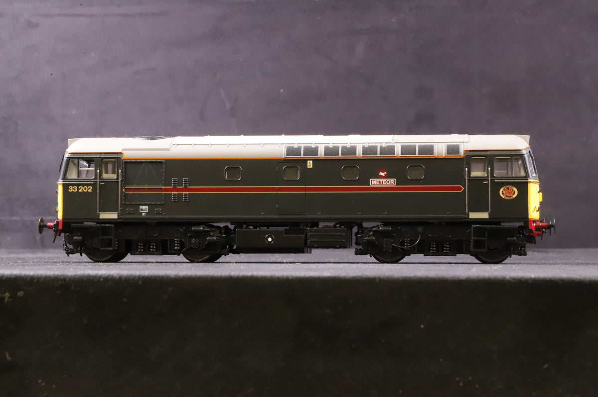 Heljan OO 3334 Class 33/2 Diesel &#39;33202&#39; &#39;Meteor&#39; Fragonset livery
