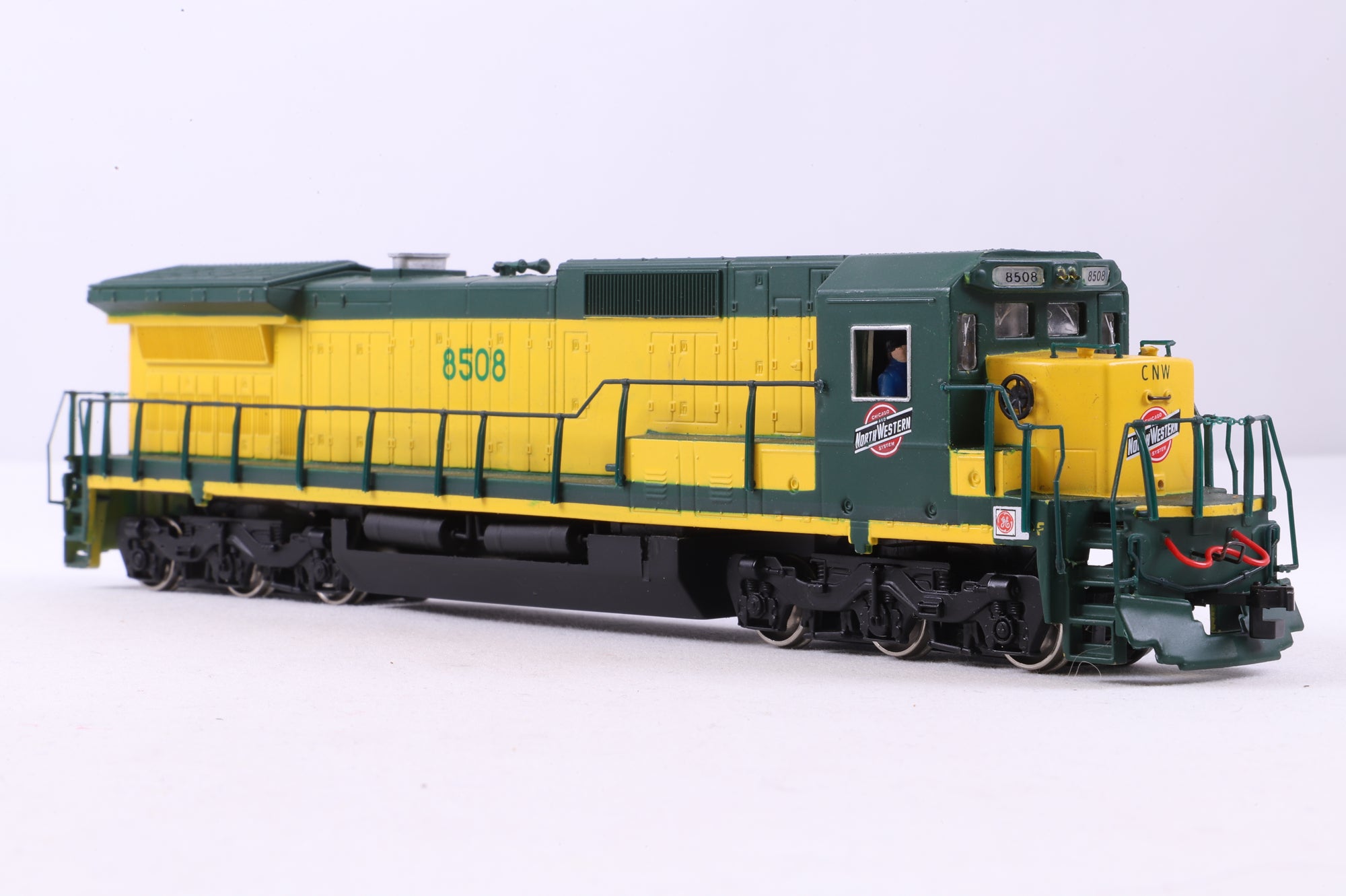 Spectrum HO 85015 GE Dash 8-40C Diesel '8508' Chicago & Northwestern