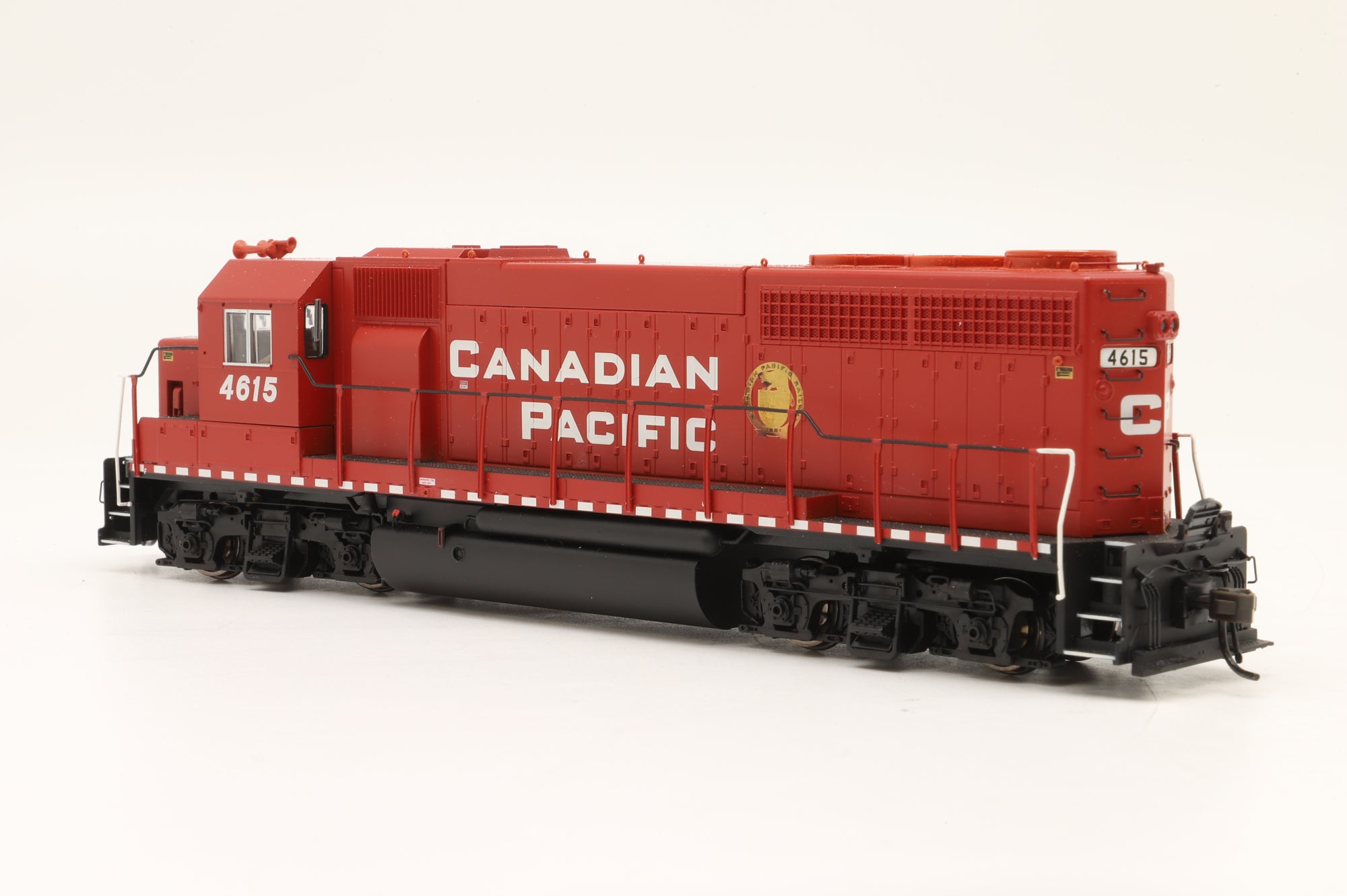 Atlas HO 10000084 GP-40 Low Nose #4615 in Canadian Pacific 'Beaver' Livery – DCC Sound