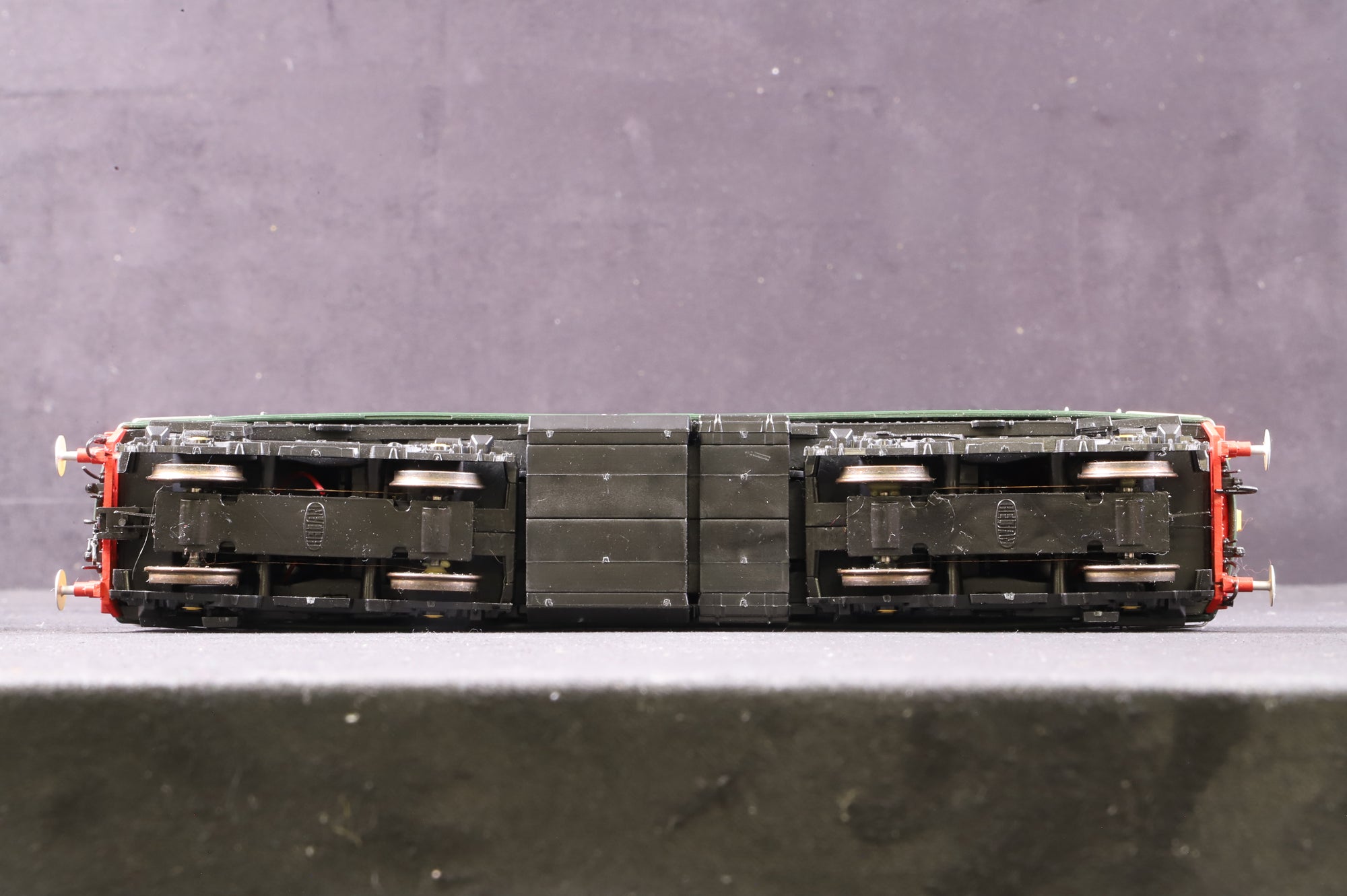 Heljan OO 3301 Class 33/0 Diesel 'Eastleigh' 'D6508' BR Green