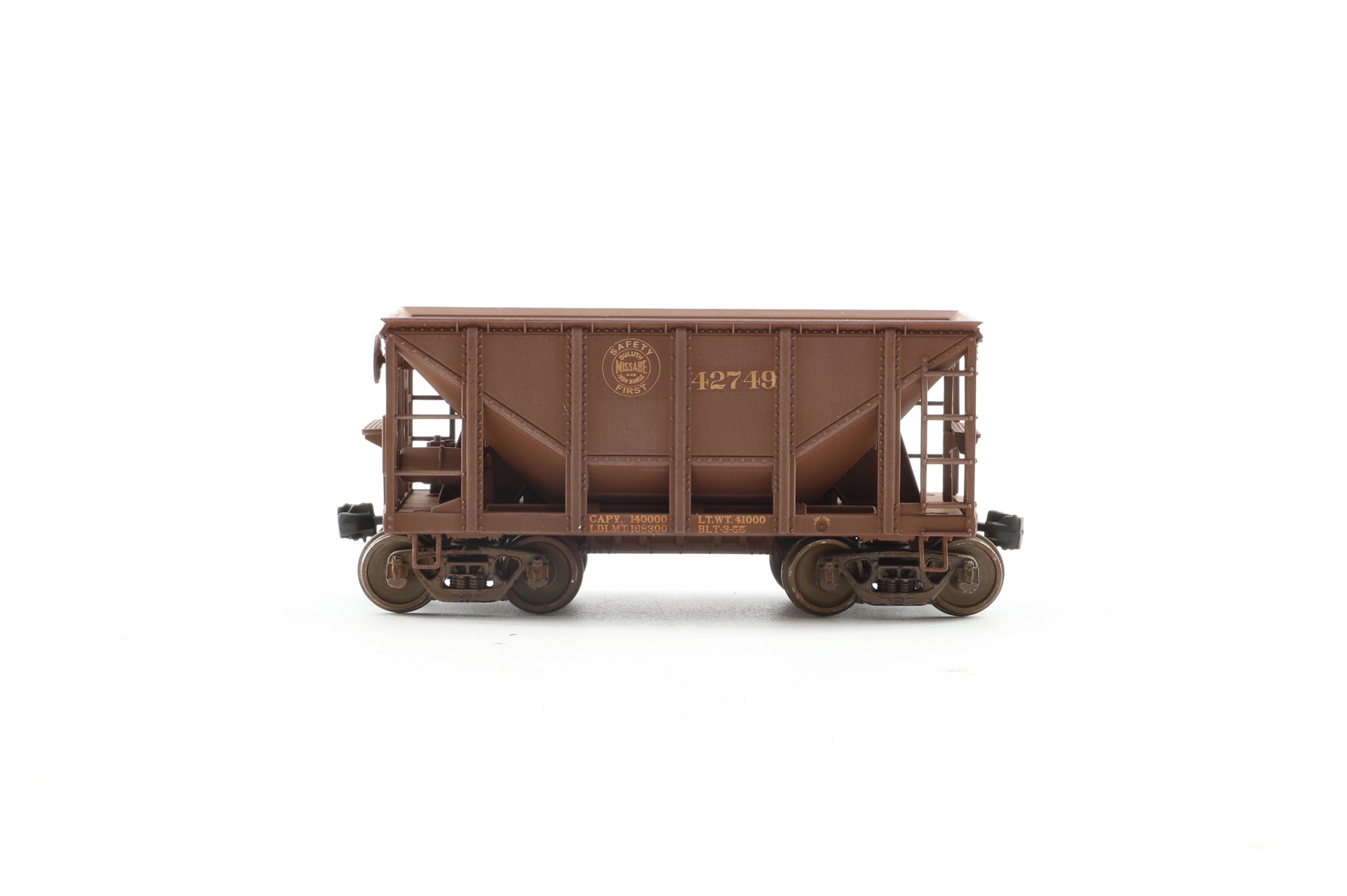 Walthers HO 910-58107 6-Pack of 24' Michigan Ore Cars in DMIR Brown - Pro-Customised/Weathered