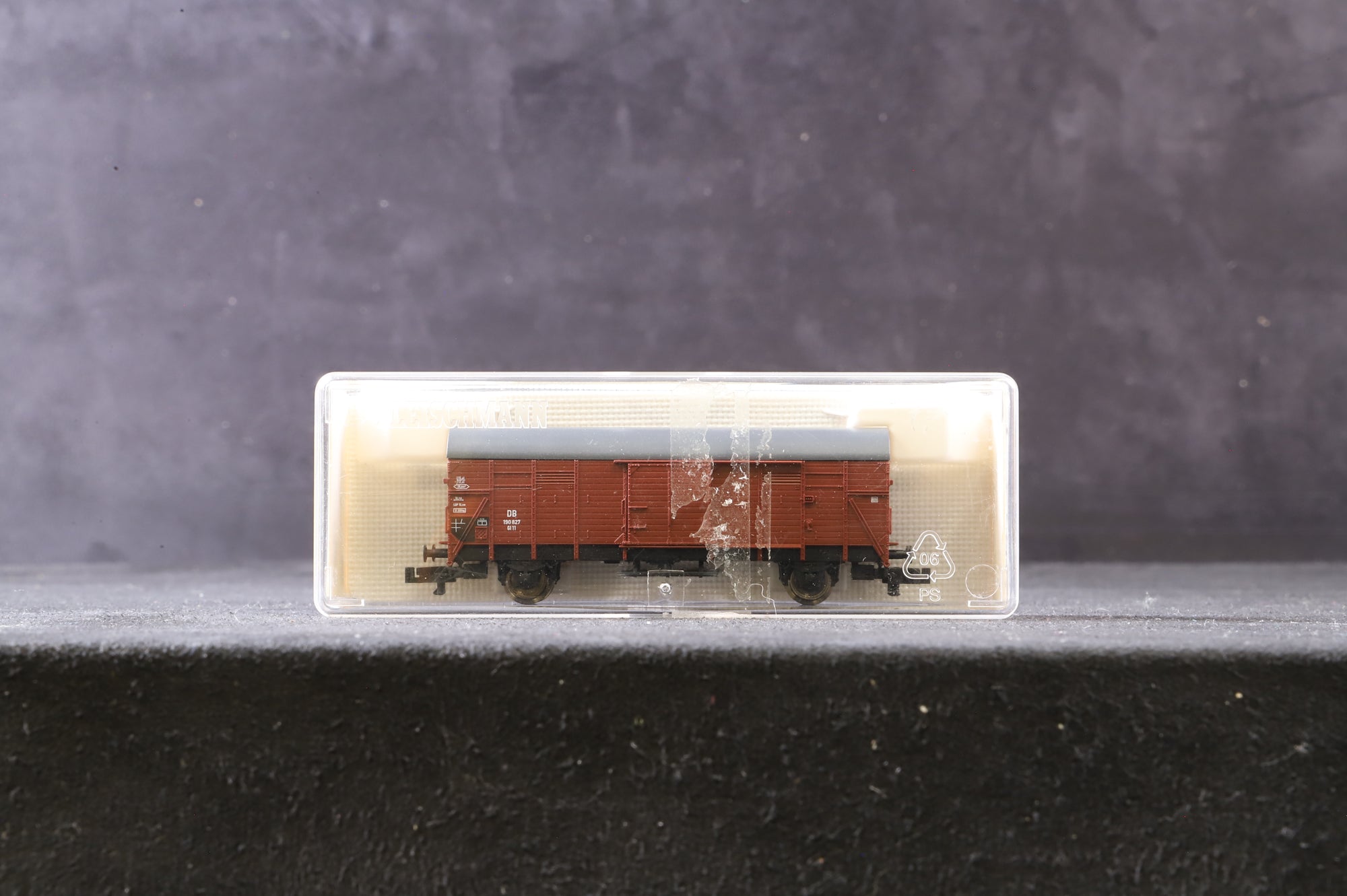 Fleischmann N 8314 Rake Of 7 DB Box Vans