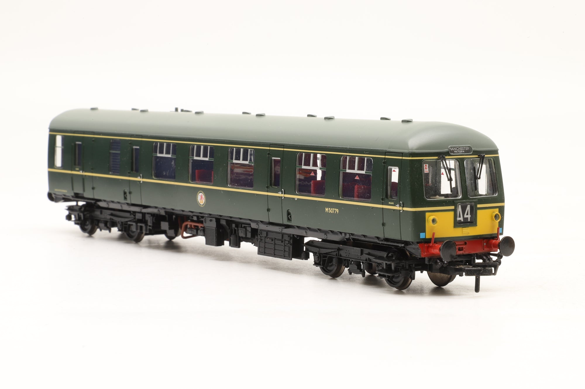 Bachmann OO 31-537 Class 105 DMU Power Twin BR Green Half Yellow Ends