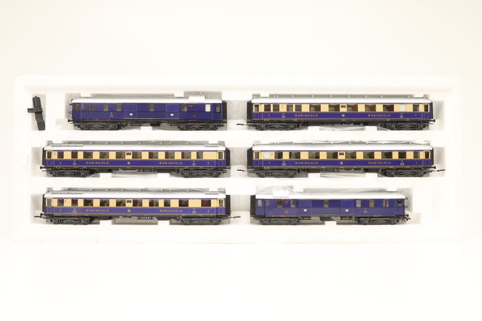 Marklin HO 42283 Rheingold Express Train Passenger Car Set