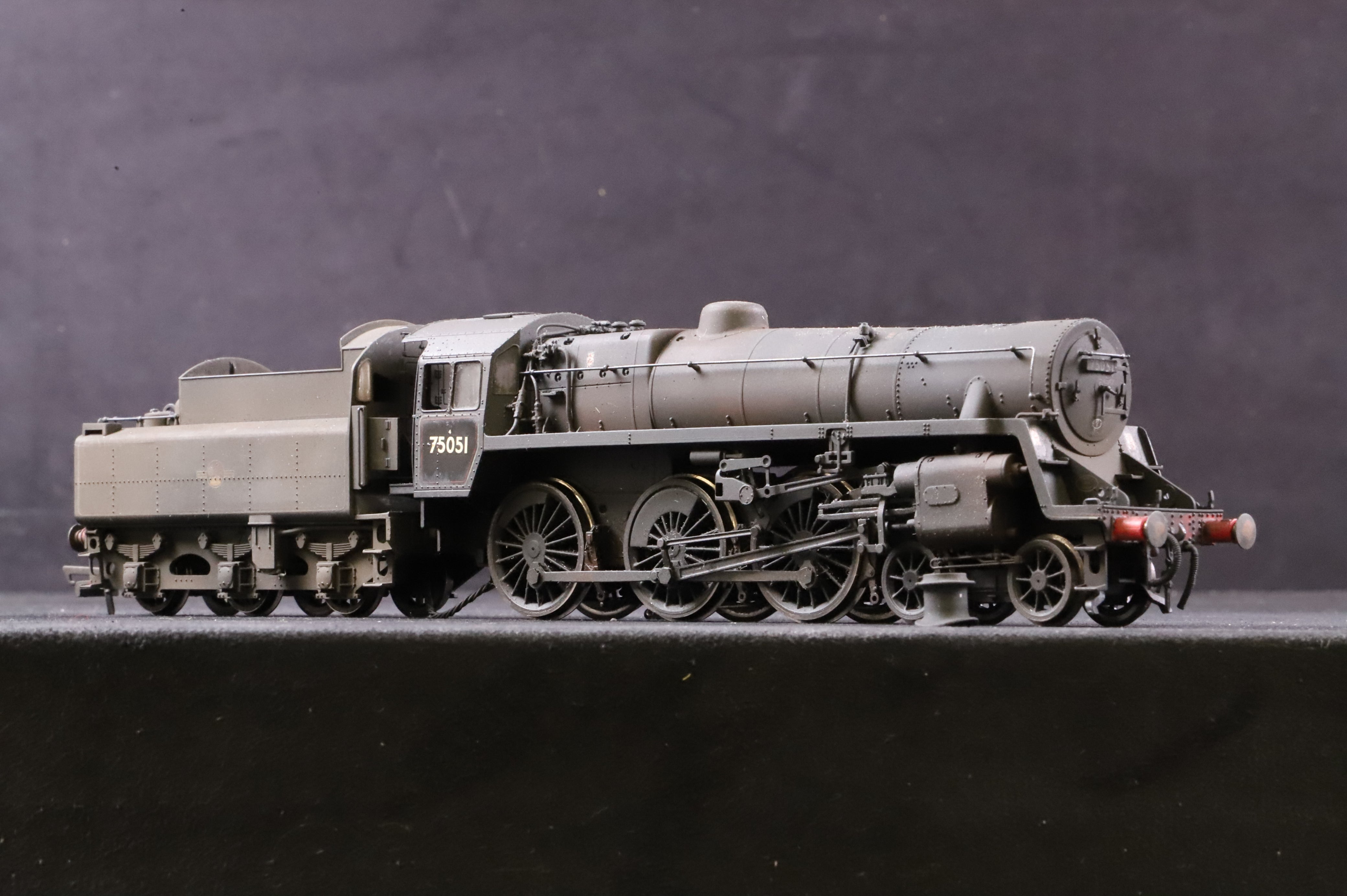WORKSHOP Hornby OO R2714 Standard Class 4MT '75051' BR Black E/C
