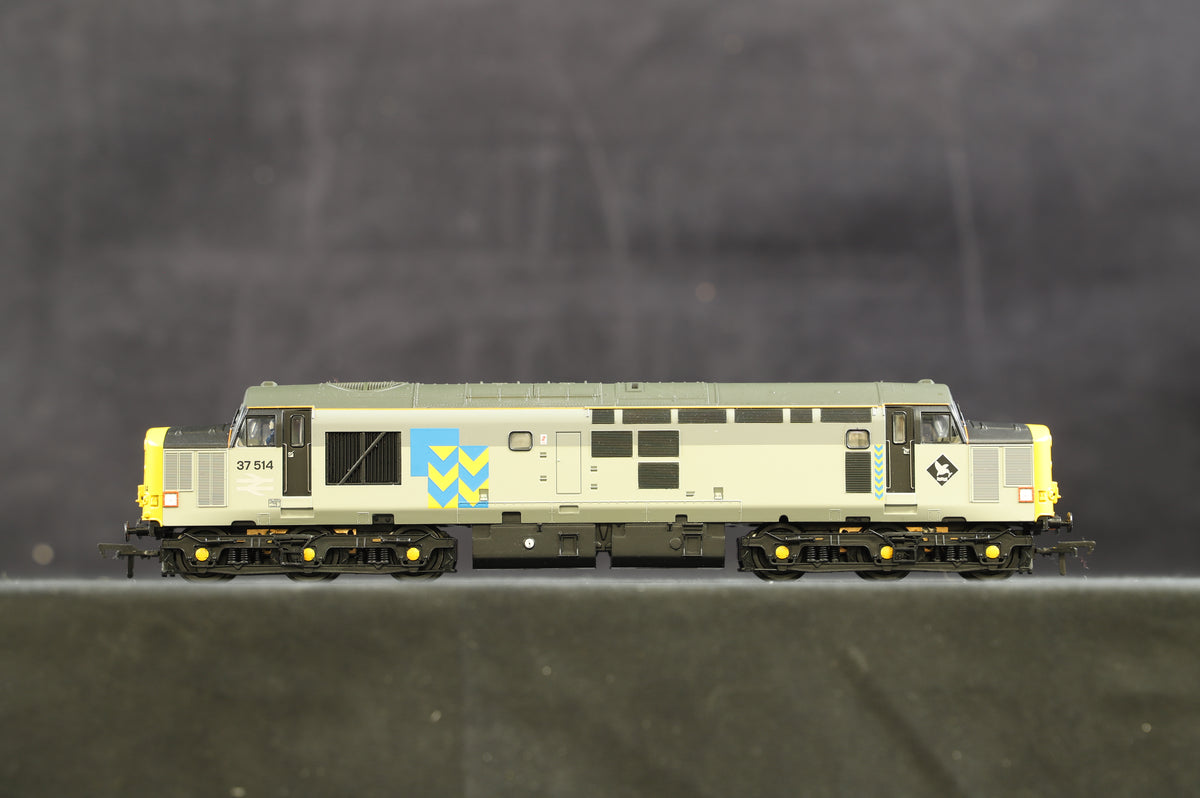 Bachmann OO Class 37/5 &#39;37514&#39; Railfreight Metals Sector Livery w/Flush Front
