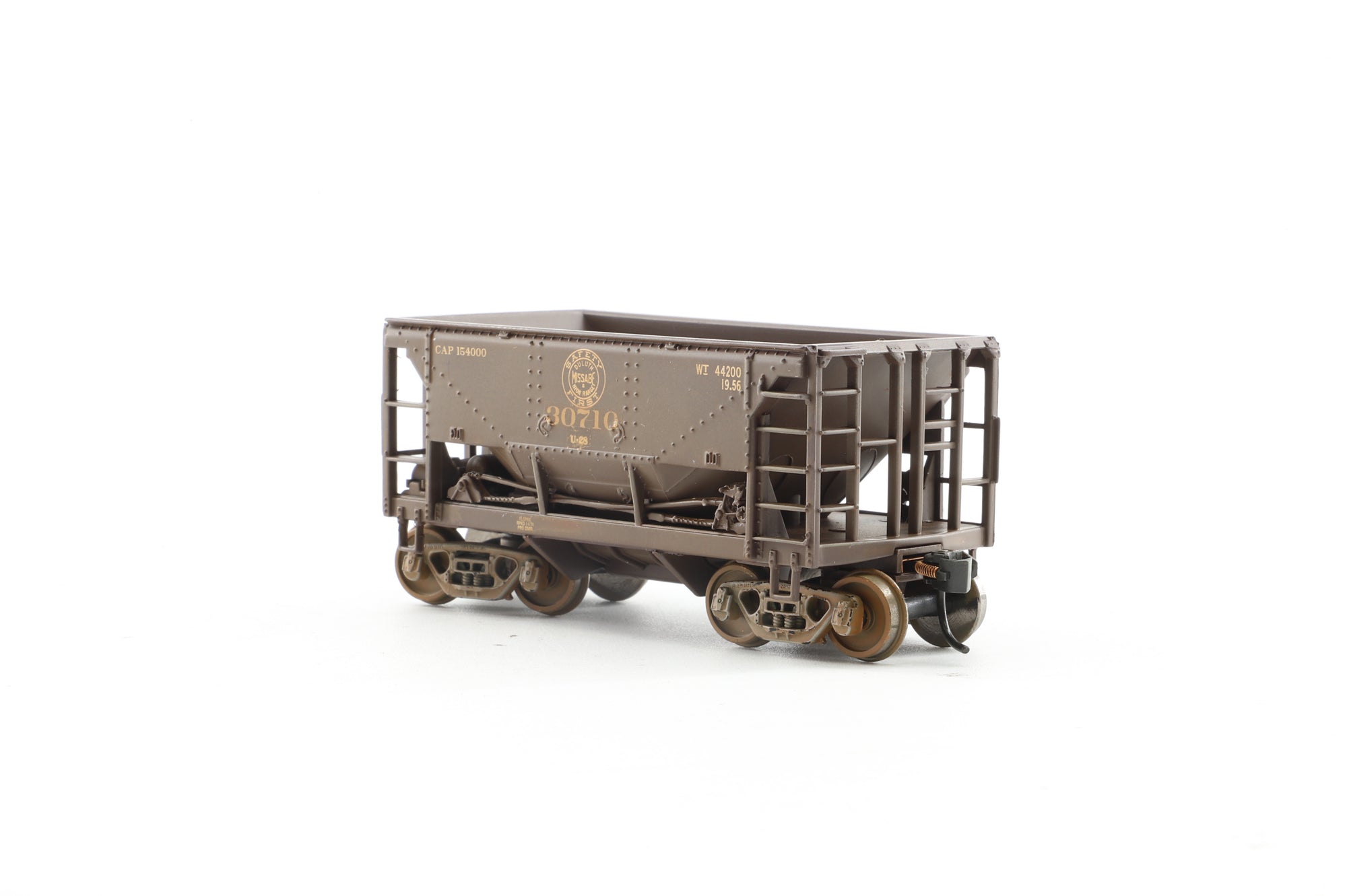 Walthers HO 910-58013 6-Pack of 24' Minnesota Ore Cars in DMIR Brown - Pro-Weathered