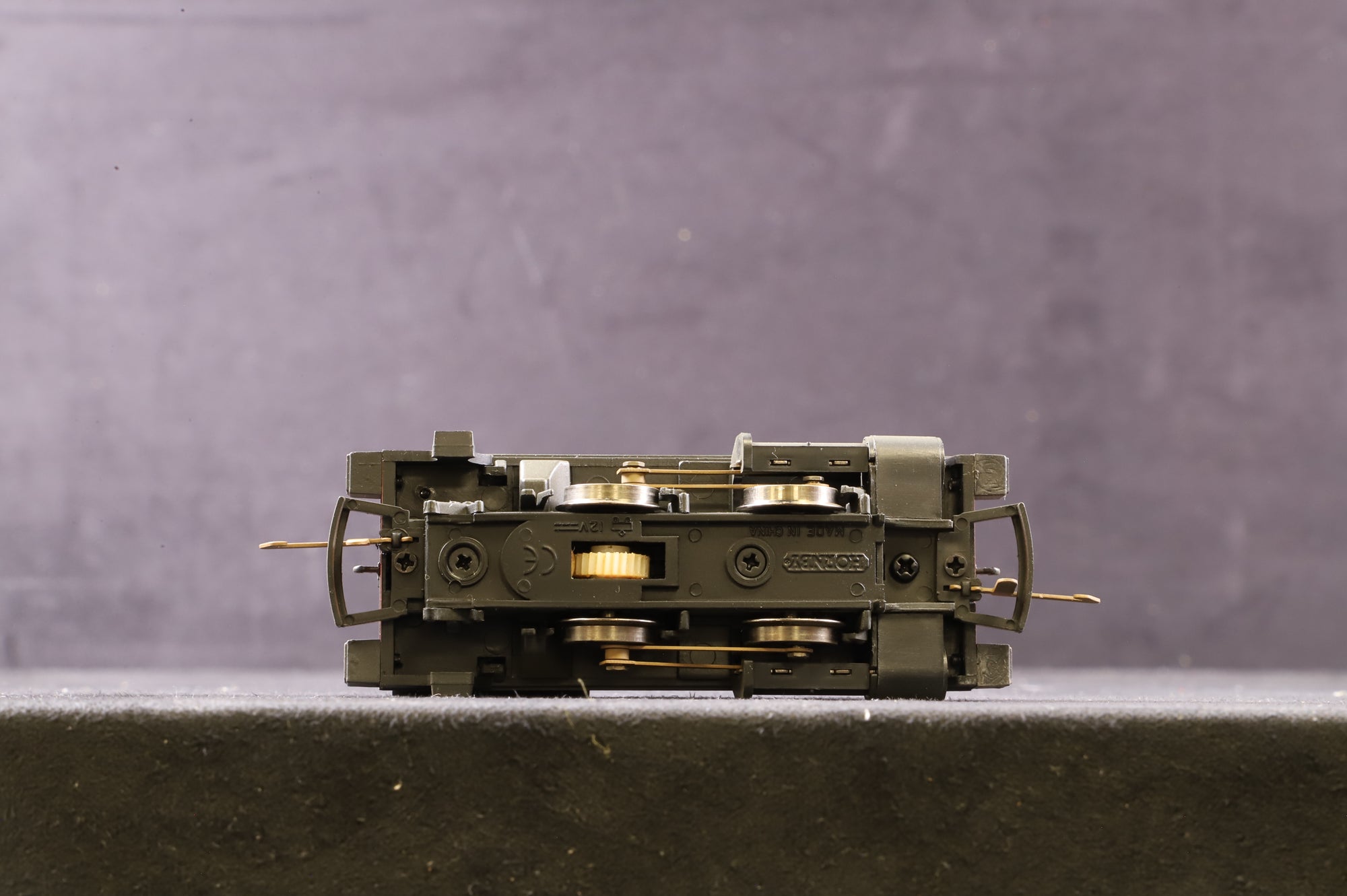 Hornby OO R2453 Class 0F '51218' BR L/C Weathered