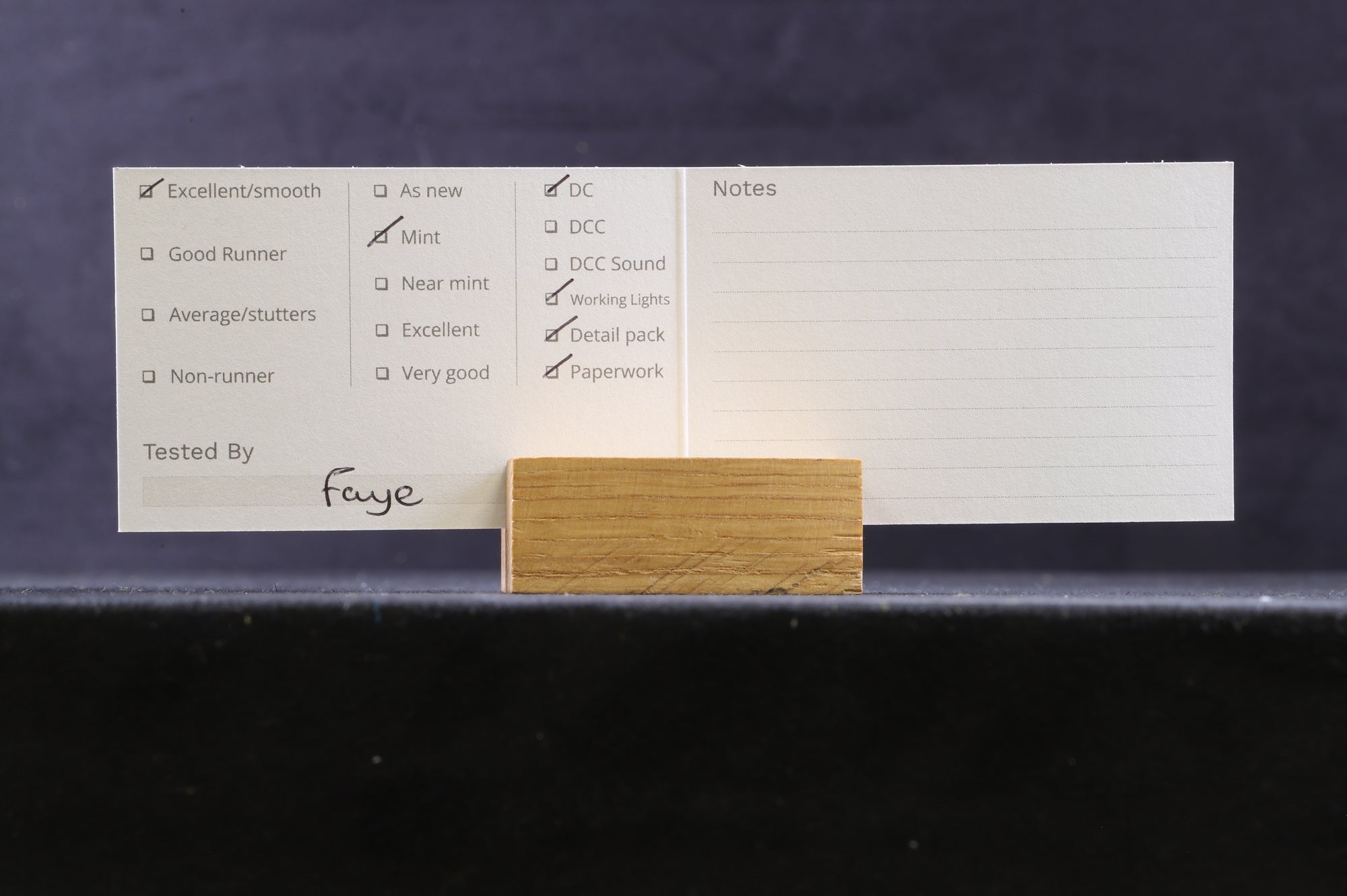 Bachmann OO 32-529 Class 55 Deltic D9017 'The Durham Light Infantry' in BR Two Tone Green