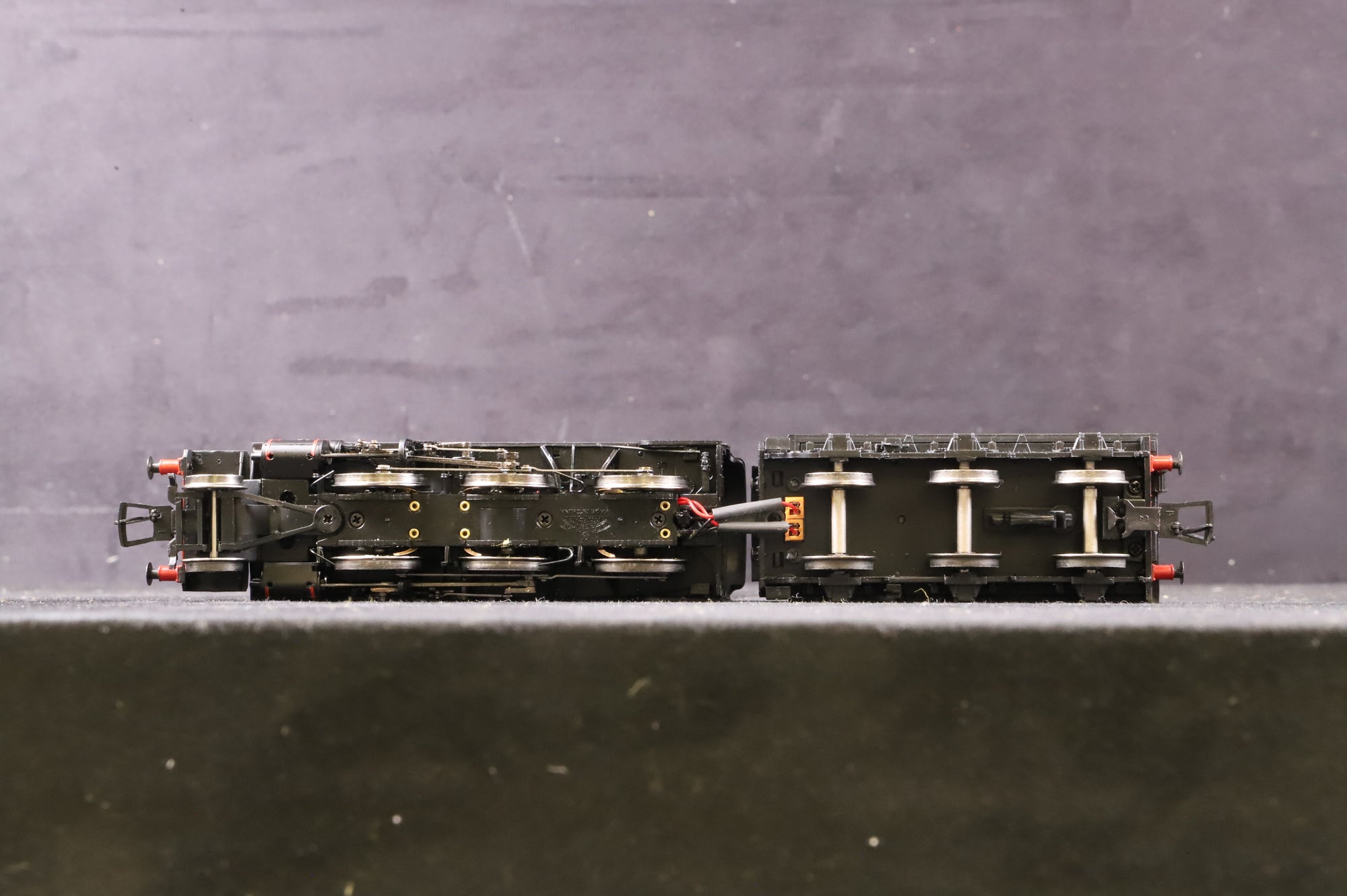 Bachmann OO 32-826 Class 2MT Ivatt 2-6-0 Unnumbered  BR Black E/C