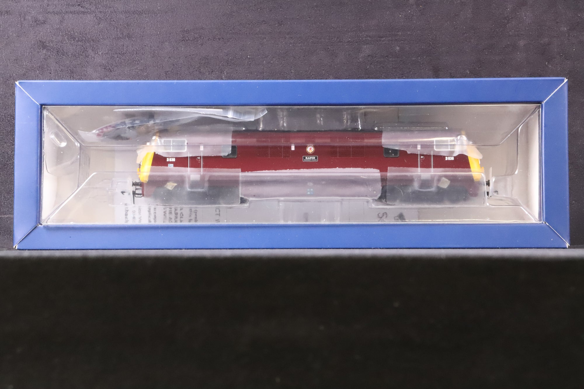 Bachmann OO 32-068 Class 43 Warship 'D838' 'Rapid' BR Maroon