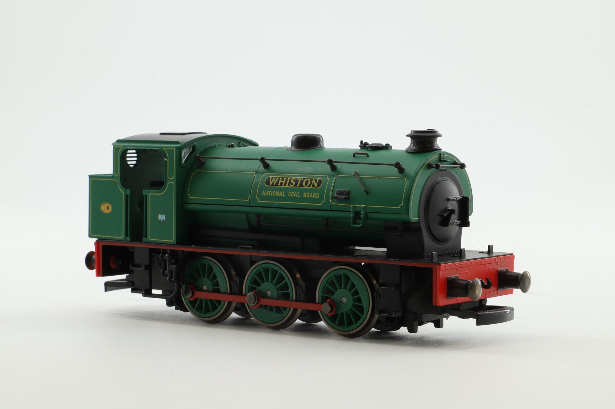 Hornby OO R2212 Class J94 'Whiston' in an NCB Lined Green