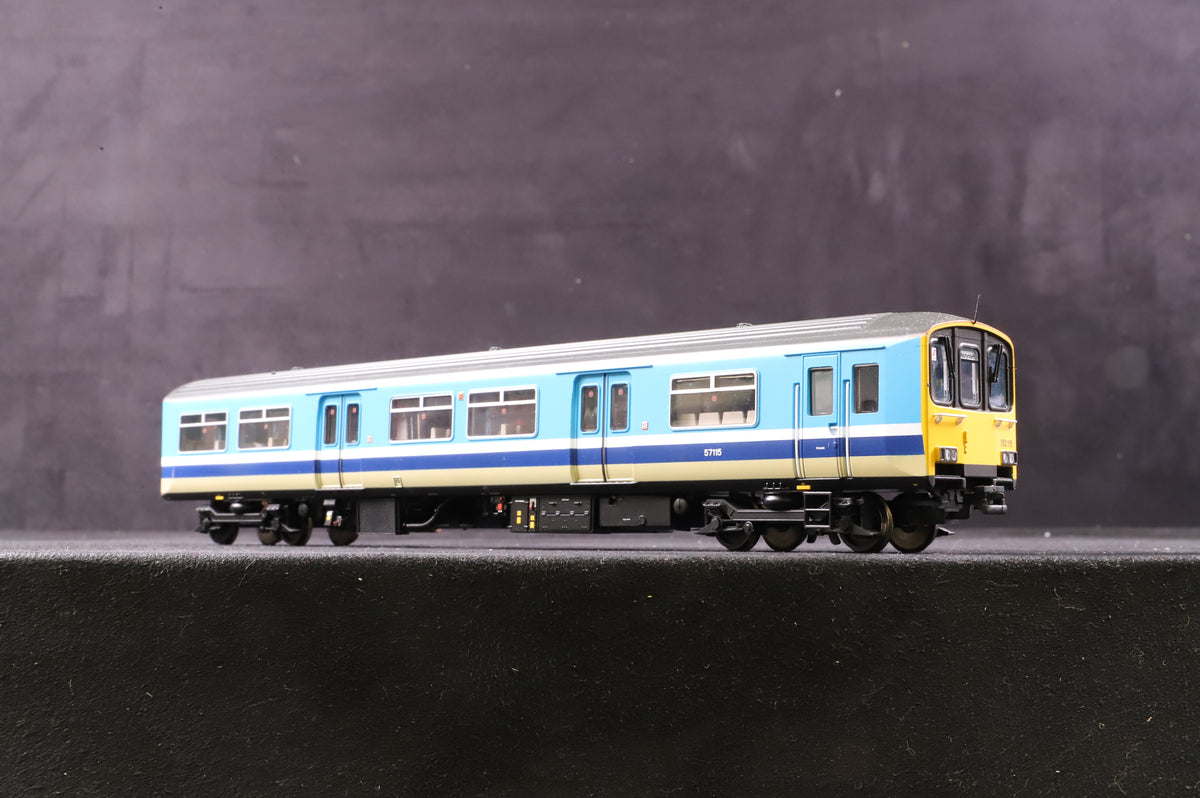 Bachmann OO 32-929SF Class 150/1 2 Car DMU &#39;150115&#39; BR Provincial DCC Sound