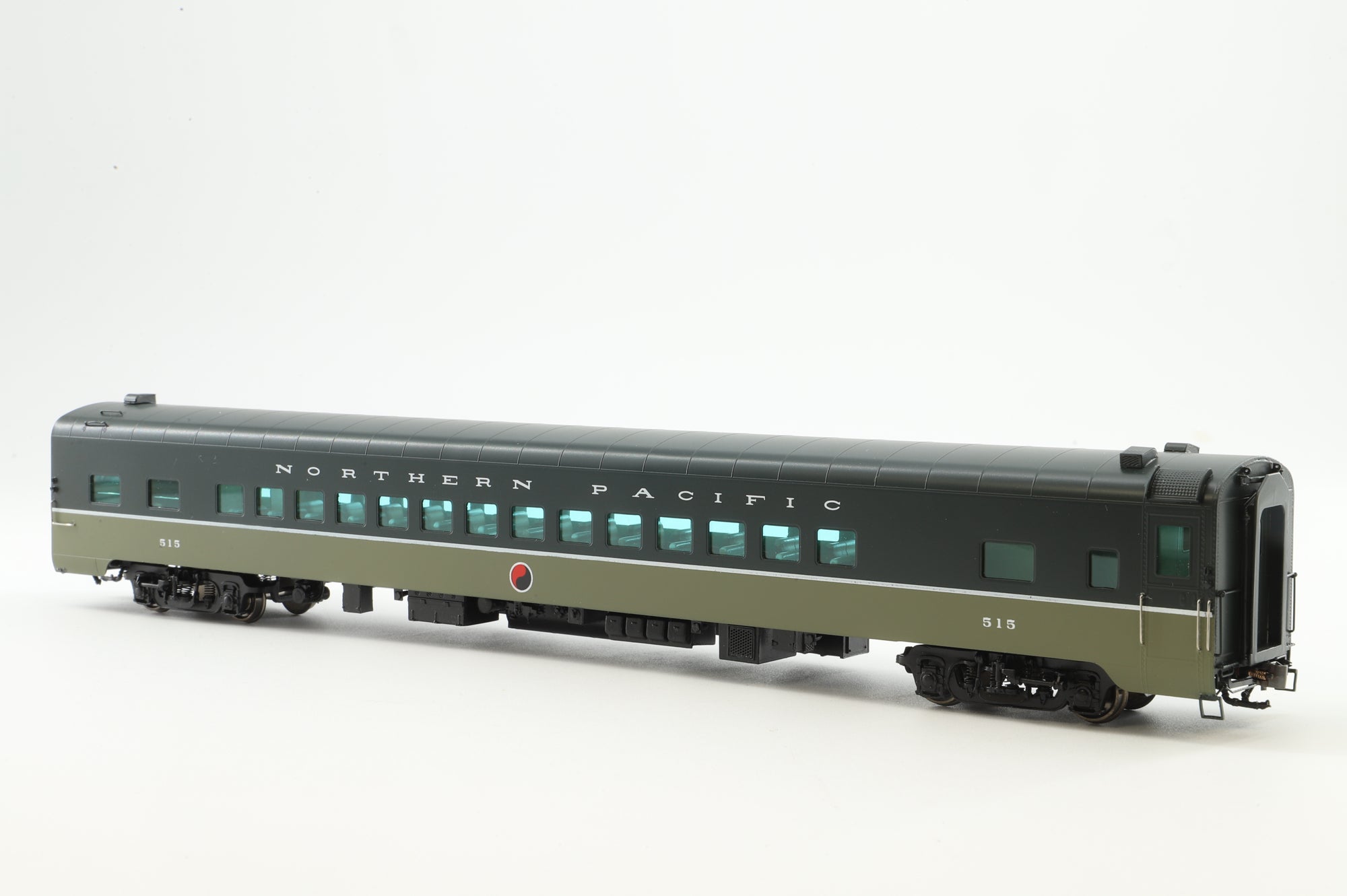 Railway Classics HO Brass Passenger Car NP Coach Loewy '515'