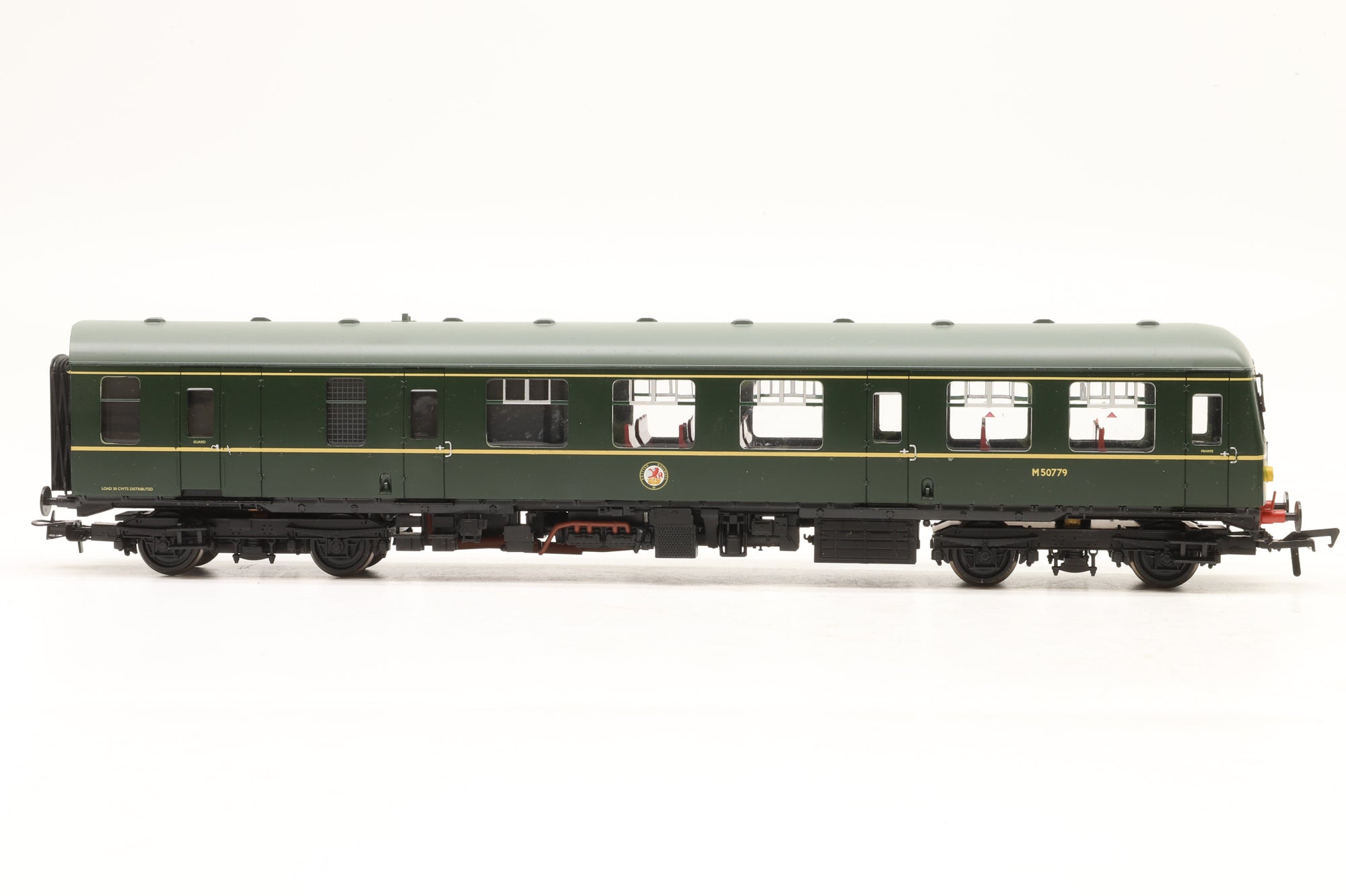 Bachmann OO 31-537 Class 105 DMU Power Twin BR Green Half Yellow Ends