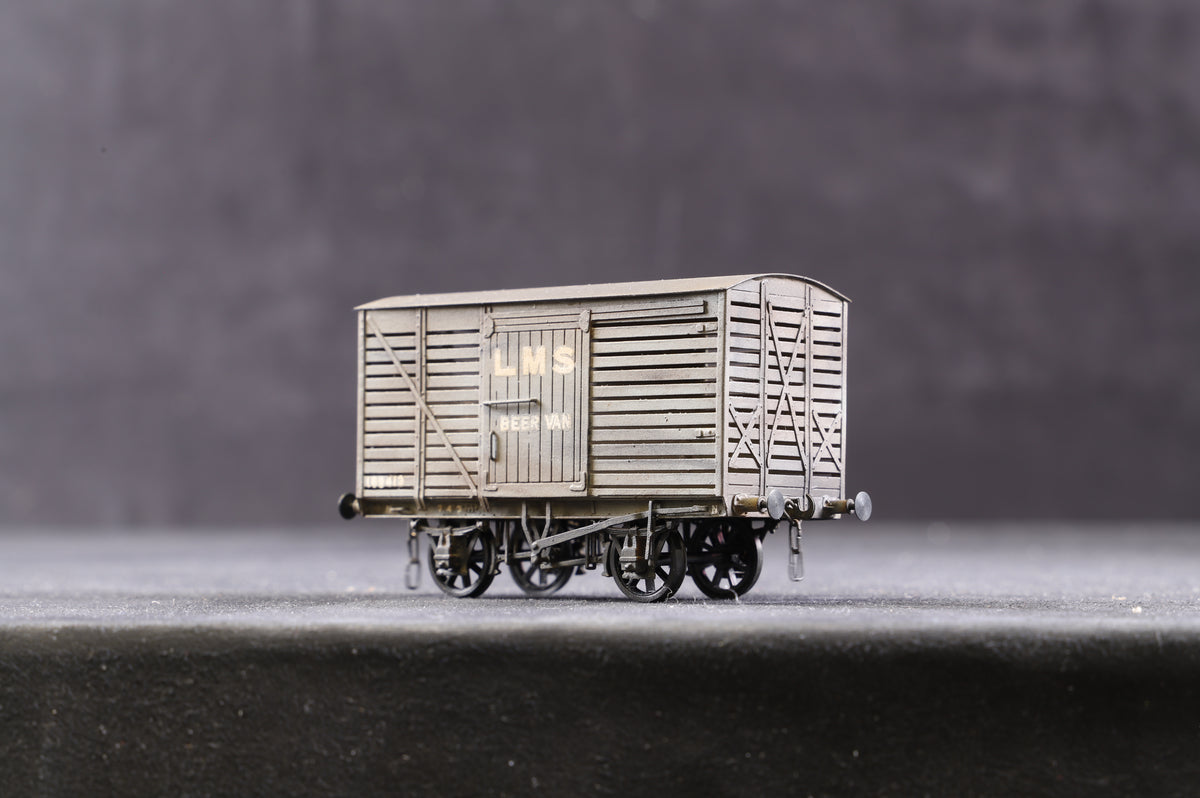 P4 Kit Built Rake Of 5 LMS Weathered Box Vans