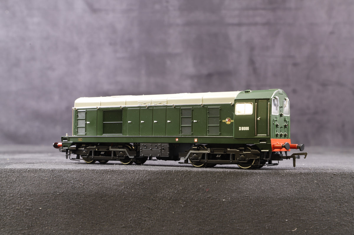 Bachmann OO 32-027Y/1 and Y/2 Class 20 Pack D8000 &amp; D8001 in BR green with Discs. Limited edition 355/504