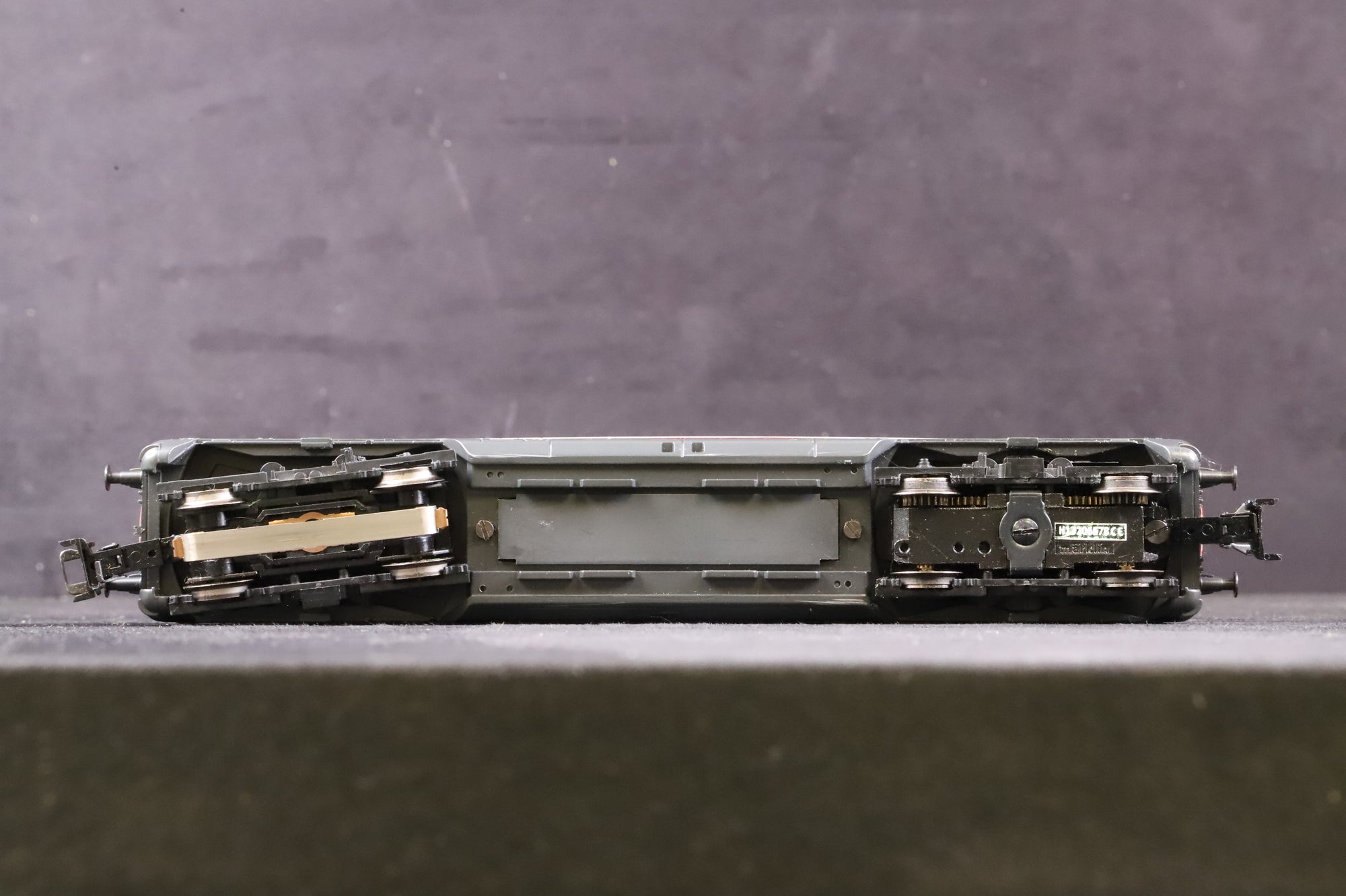 Marklin HO 3382 BR V200.1 V200139 in DB Crimson/Black - UNTESTED