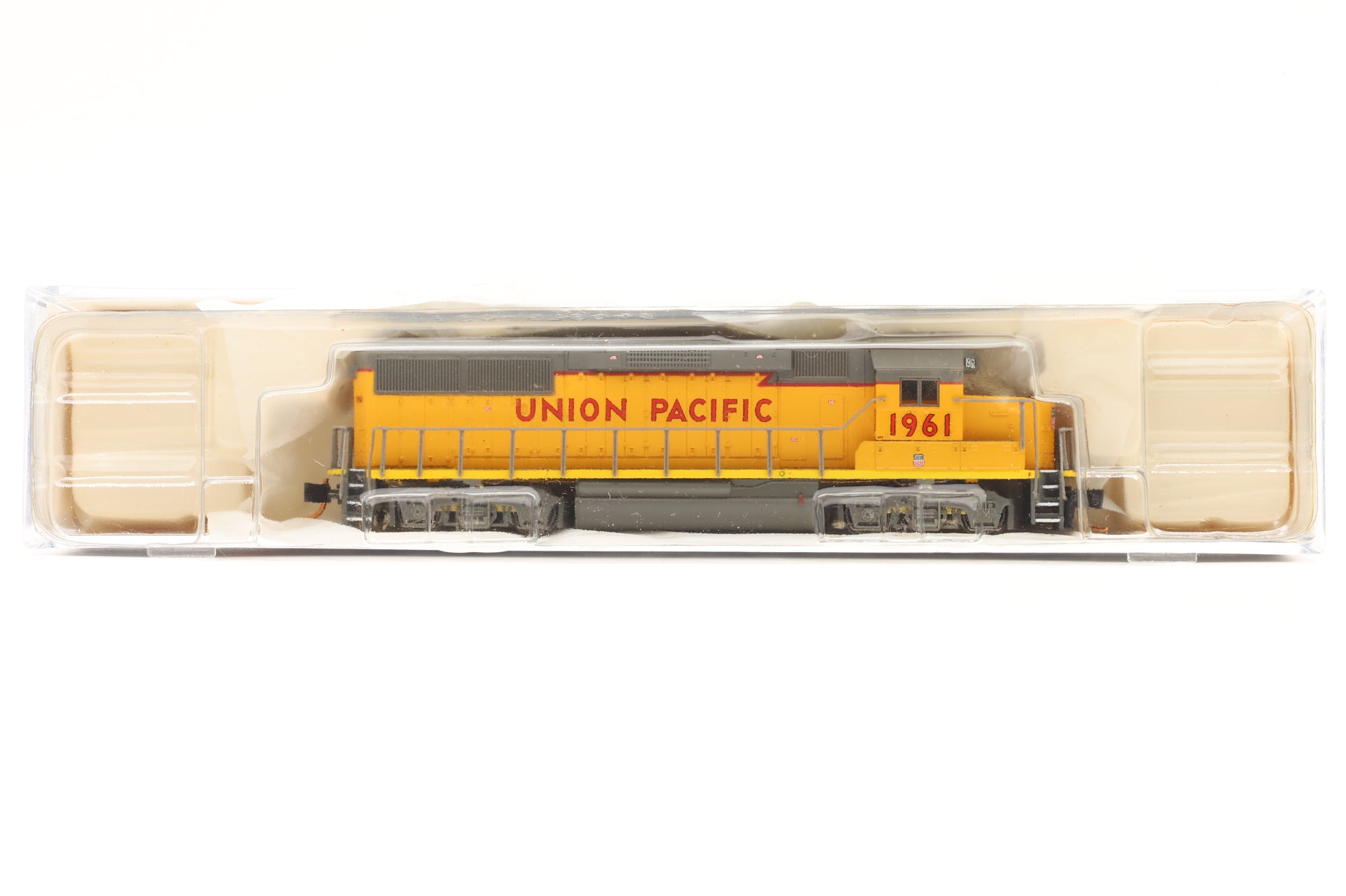 WalthersProto N 920-75407 EMD GP-60 1961 in UP Livery