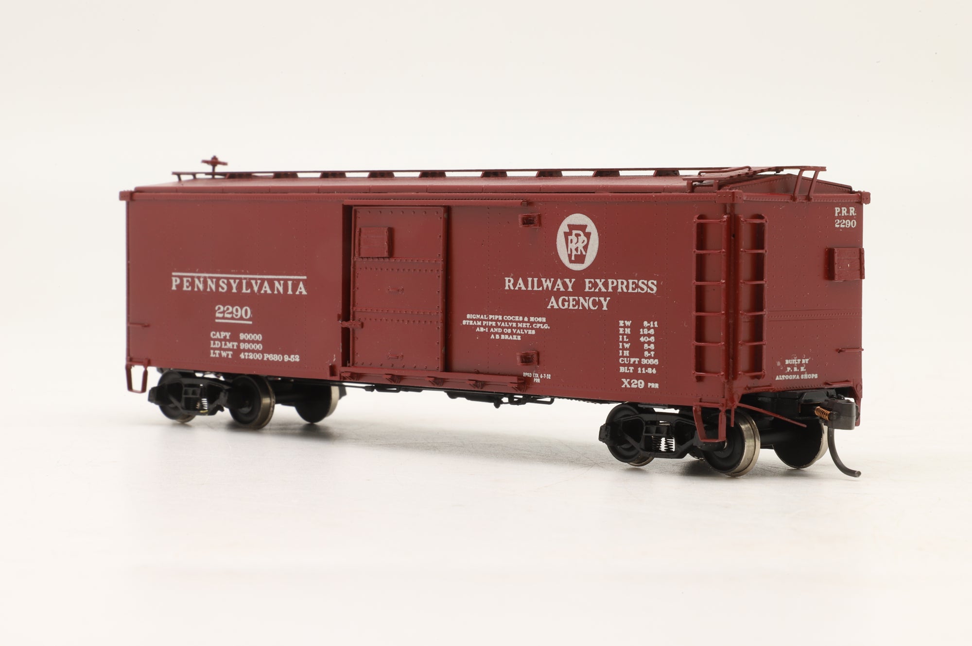 Iron Horse HO Brass 16020 X-29 Box Car in PRR BCR