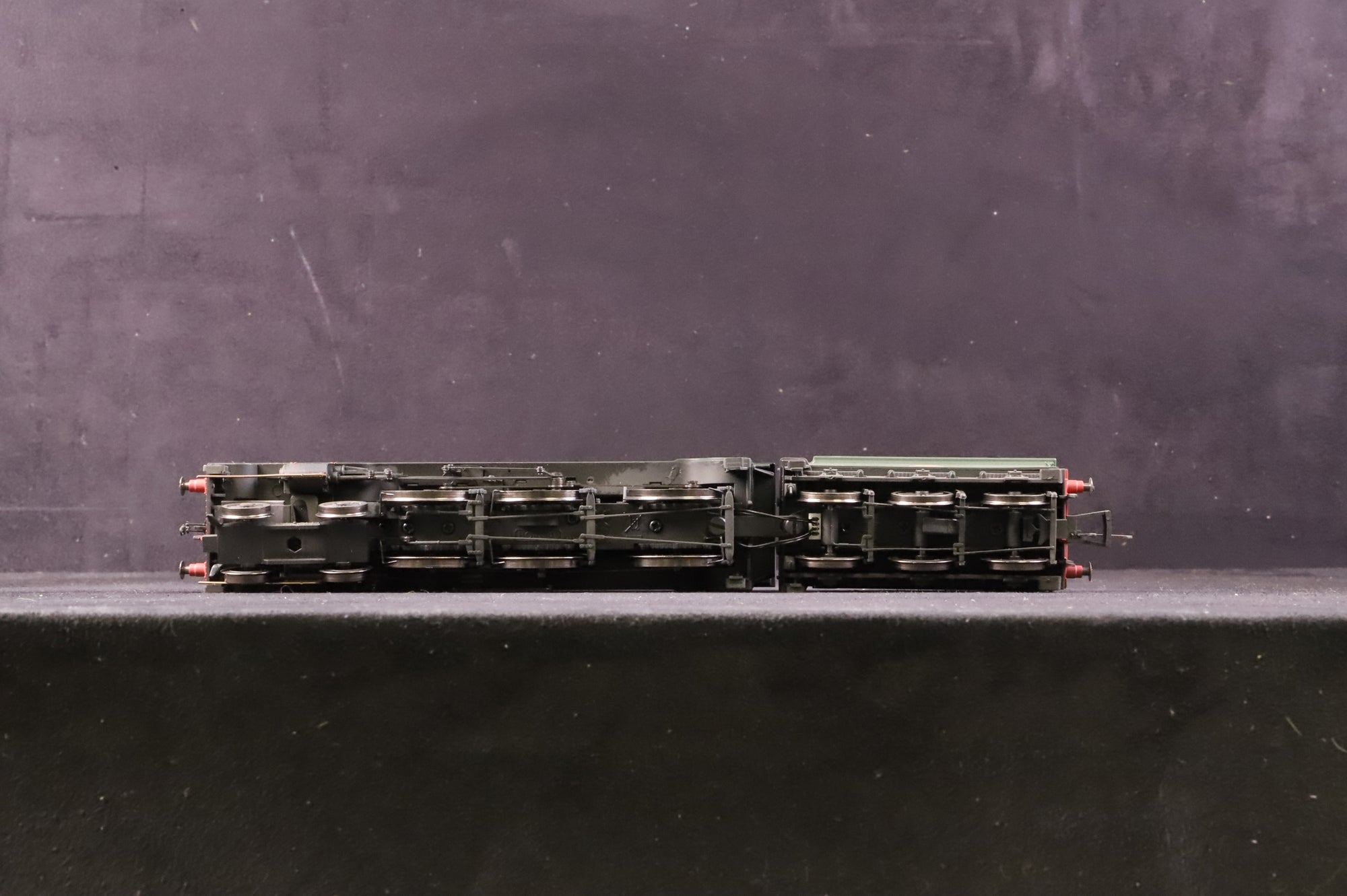 Hornby OO R3318 Class B17/6 61626 'Brancepeth Castle' in Lined BR Green w/ Early Crests - Weathered