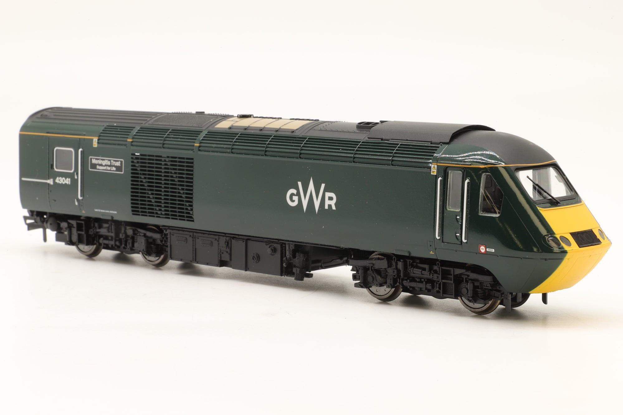 Hornby OO R3685 Class 43 HST Power Car Set GWR DCC Sound