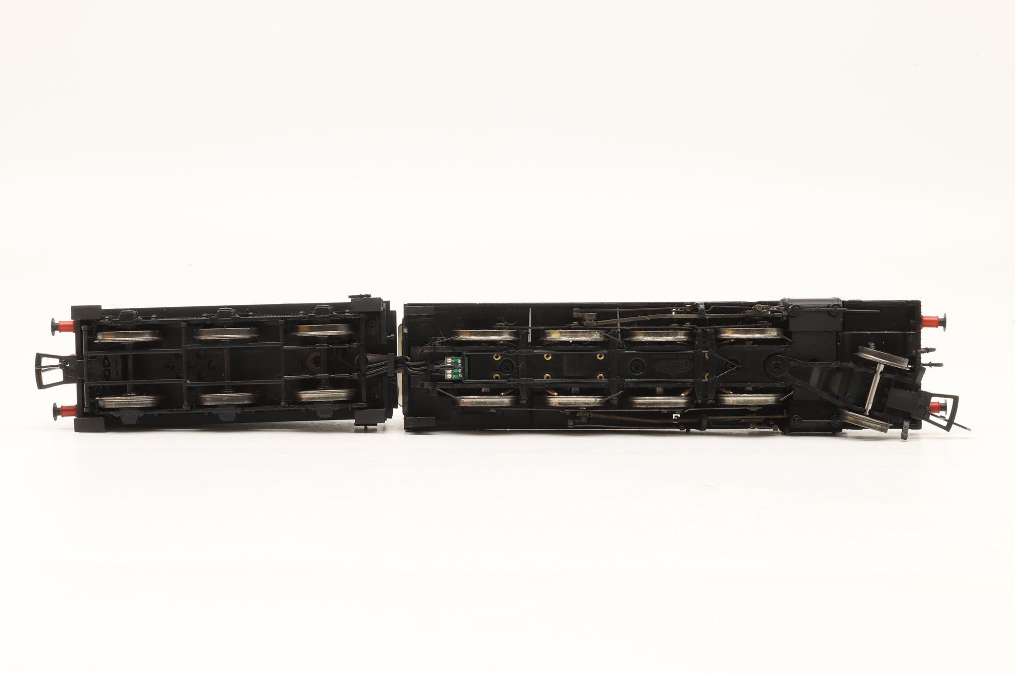 Bachmann OO 31-010 Class 7F No. 53806 BR Black Early Emblem
