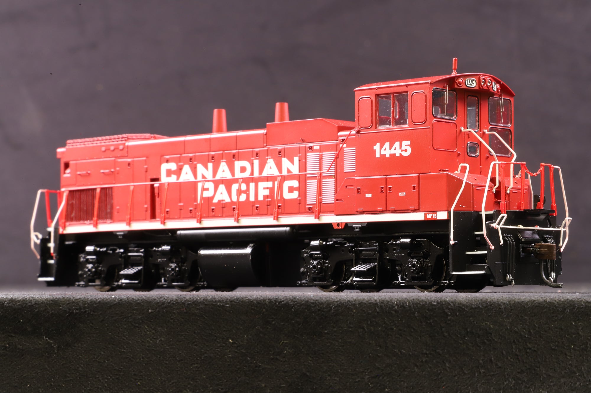 Genesis HO G66185 MP15-AC No.1445 in Canadian Pacific Livery - DCC Sound