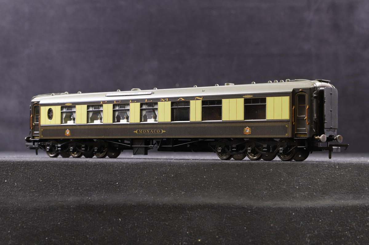 Hornby OO Rake Of 7 12 Wheel Pullman Coaches Bournemouth Belle