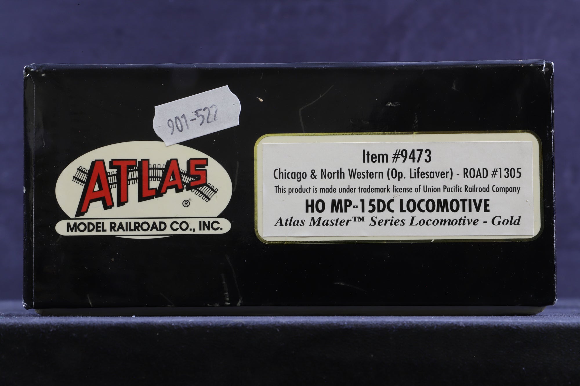 Atlas HO 9473 MP-15DC Chicago & North Western Road '1305' Diesel Locomotive DCC Sound