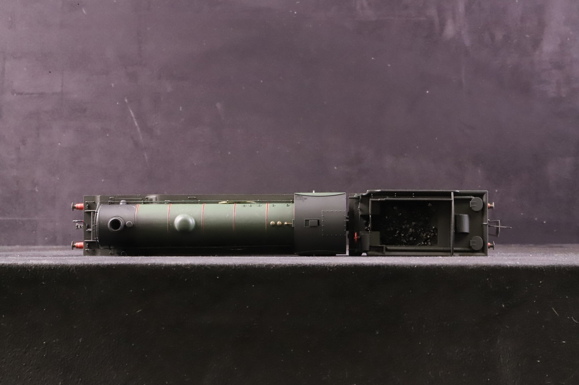 Hornby OO R3318 Class B17/6 61626 'Brancepeth Castle' in Lined BR Green w/ Early Crests - Weathered