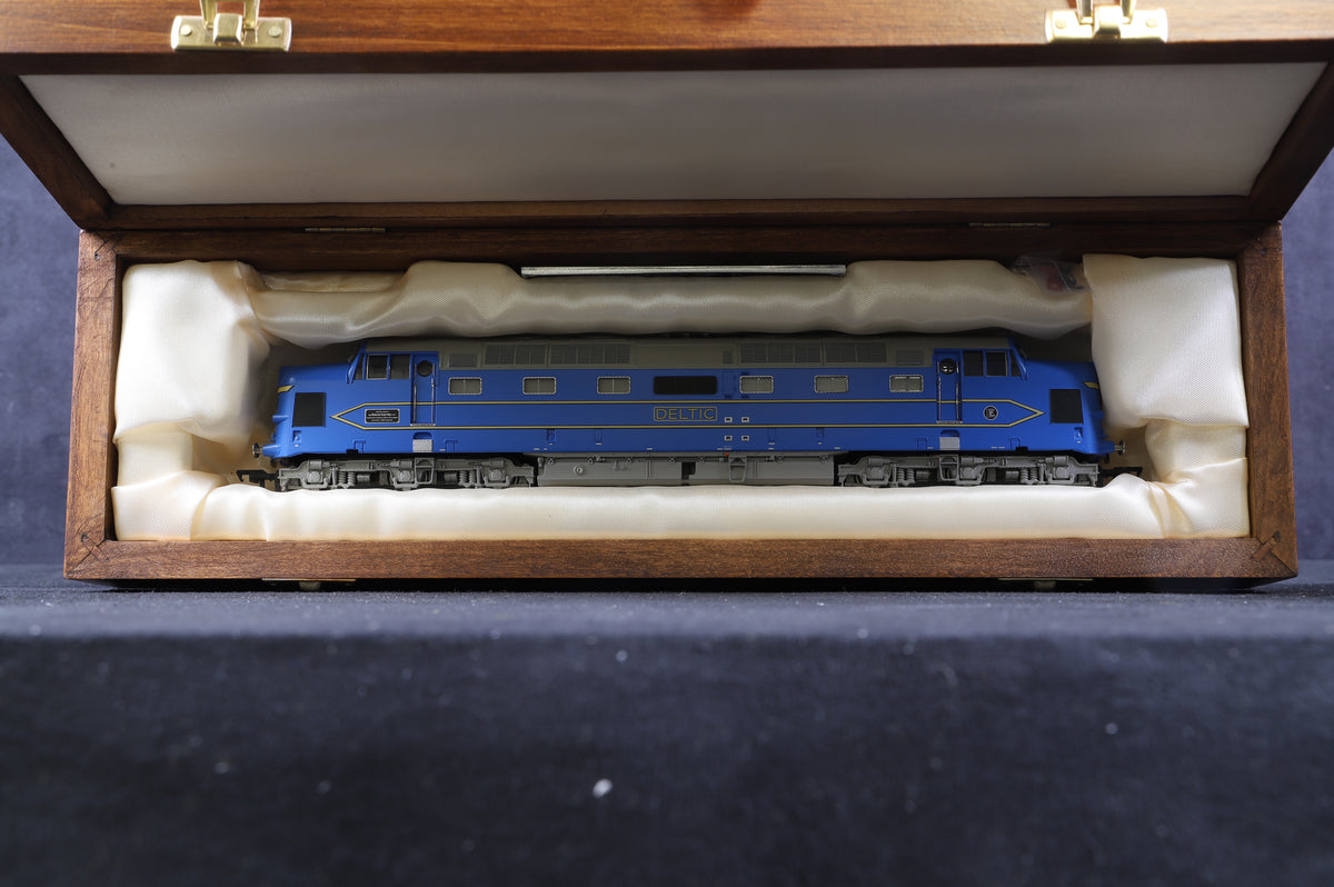 Bachmann OO 32-520 Blue English Electric Co.Ltd Prototype No.1 &#39;Deltic&#39; Deltic Blue Livery - Excl. NRM Ltd Ed 0114/ 300