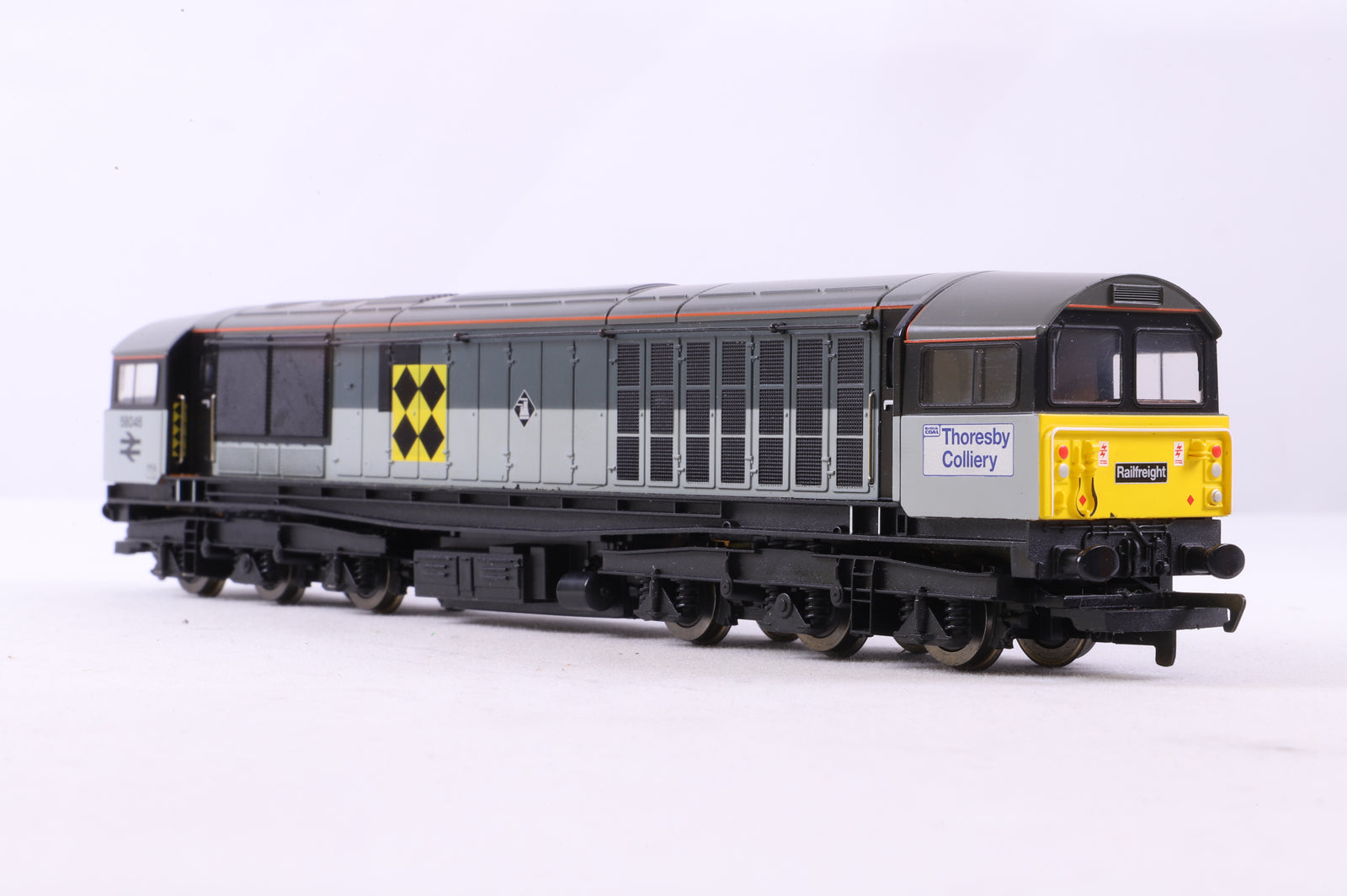 Hornby OO R2345 BR Co-Co Class 58 '58046', DCC Fitted
