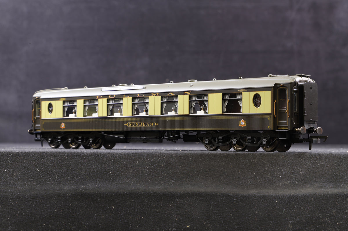 Hornby OO Rake Of 7 12 Wheel Pullman Coaches Bournemouth Belle