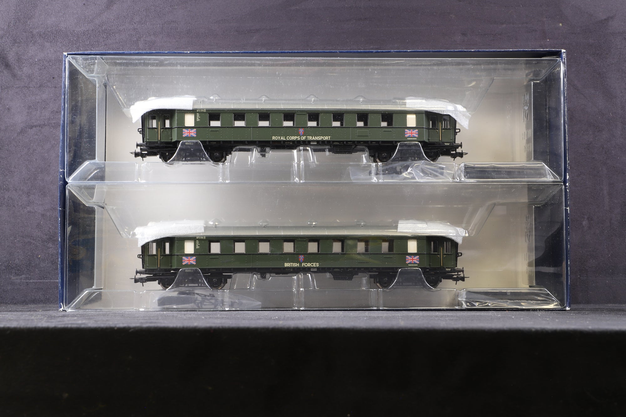 Liliput HO L350081 2 Coach Set British Army In Germany