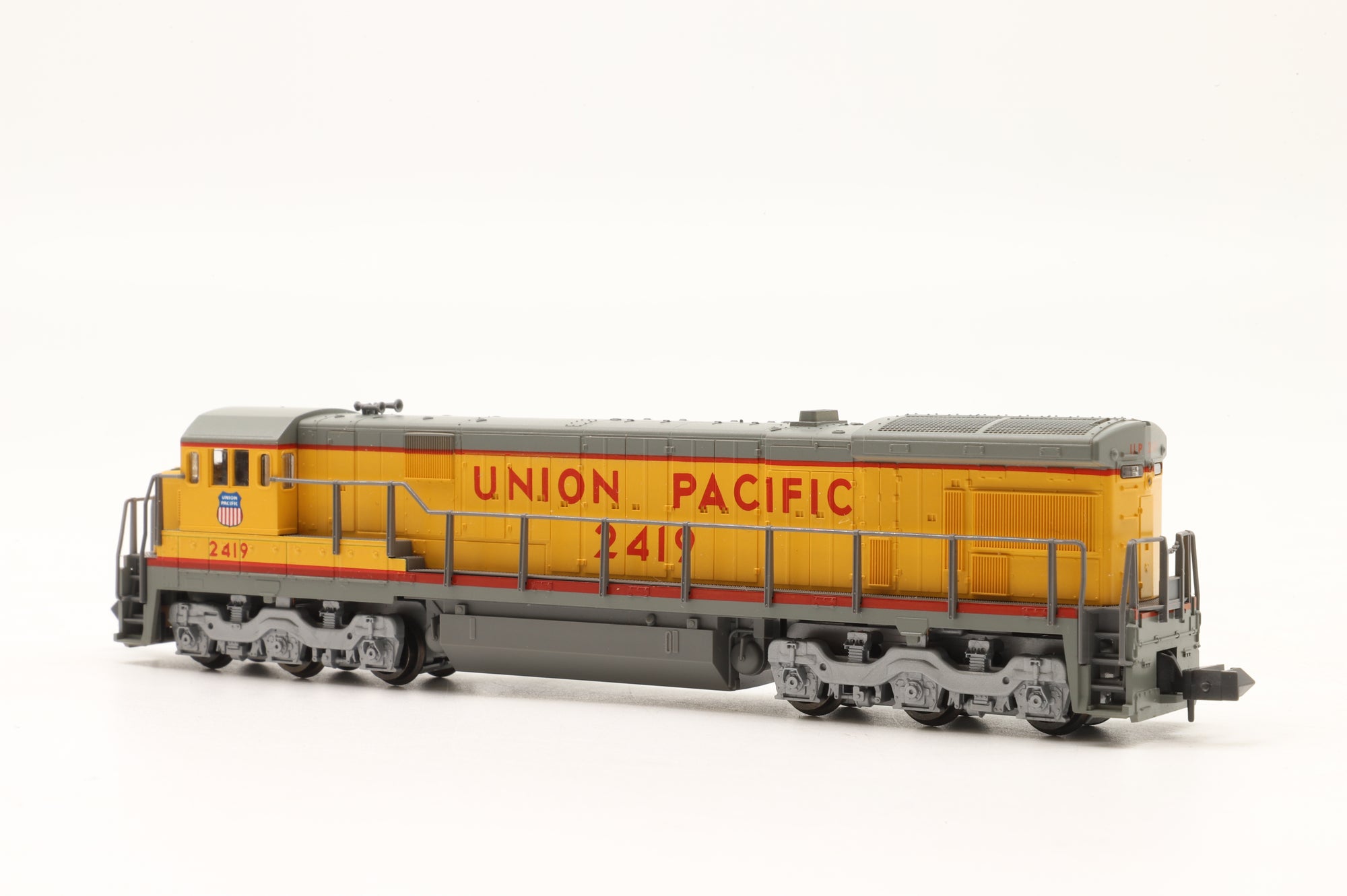 Kato N 176-30C C30-7 2419 in UP Livery