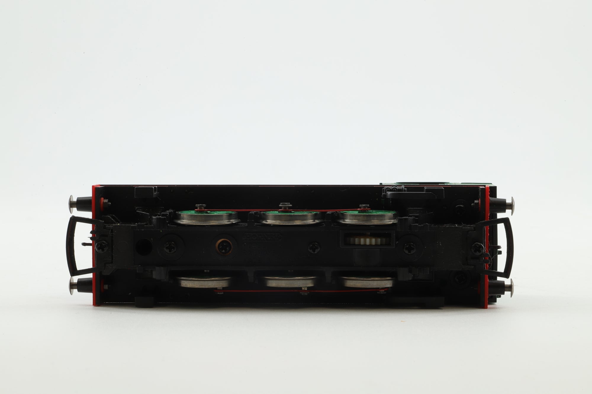 Hornby OO R2212 Class J94 'Whiston' in an NCB Lined Green