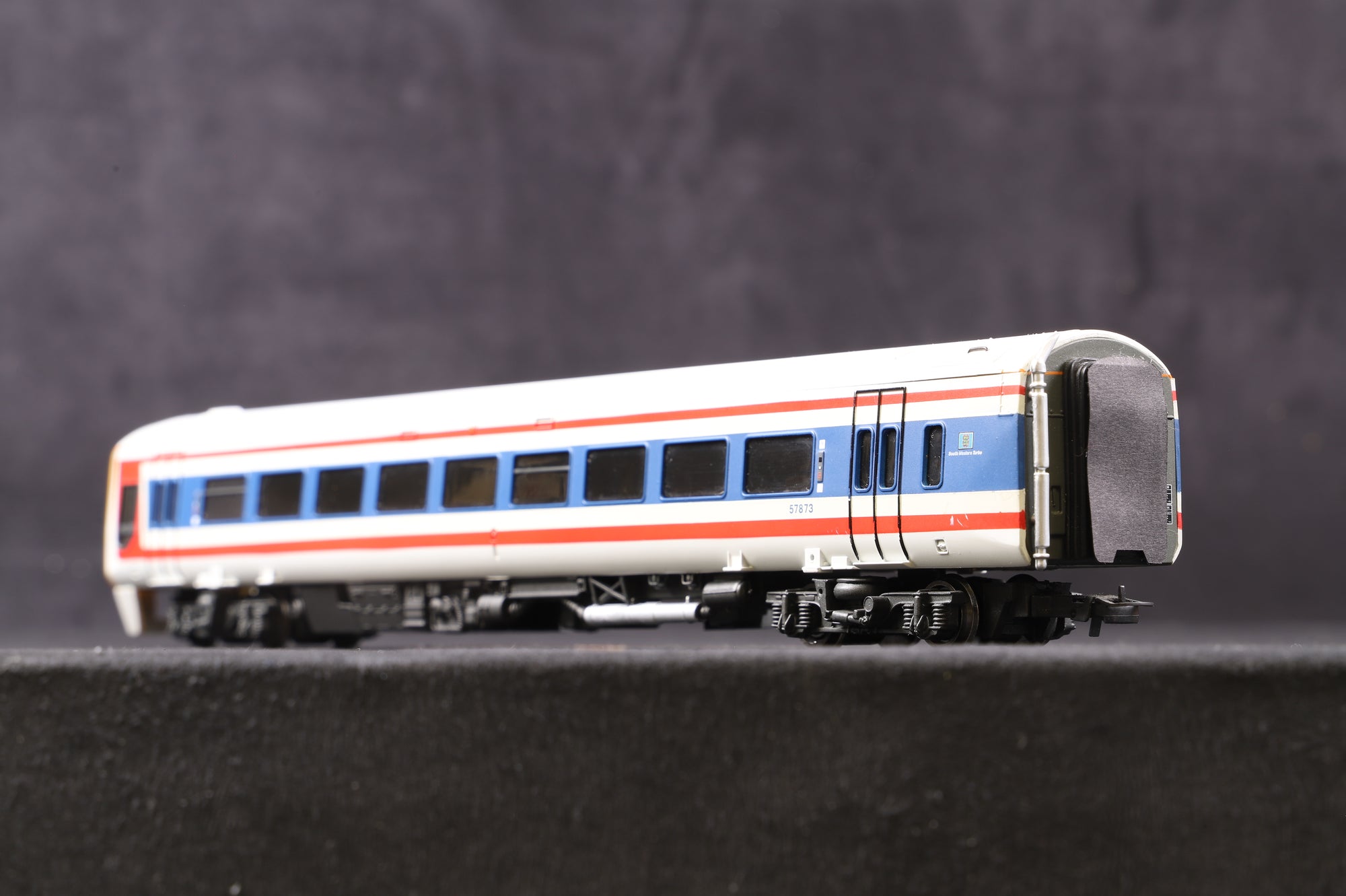Bachmann OO 3-Car Class 159 DMU, Network Southeast