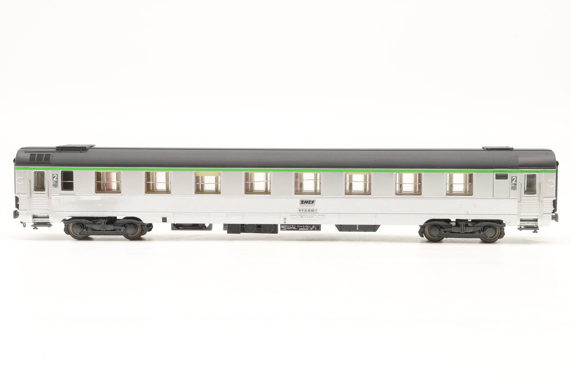 L.S. Models HO 41116/7/8 Rake of 3x SNCF Mistral 56 Inox Coaches