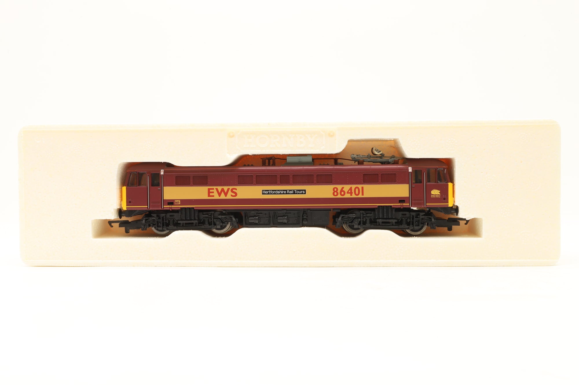 Hornby OO R2159A Class 86 86401 'Hertfordshire Rail Tours' in EWS Livery