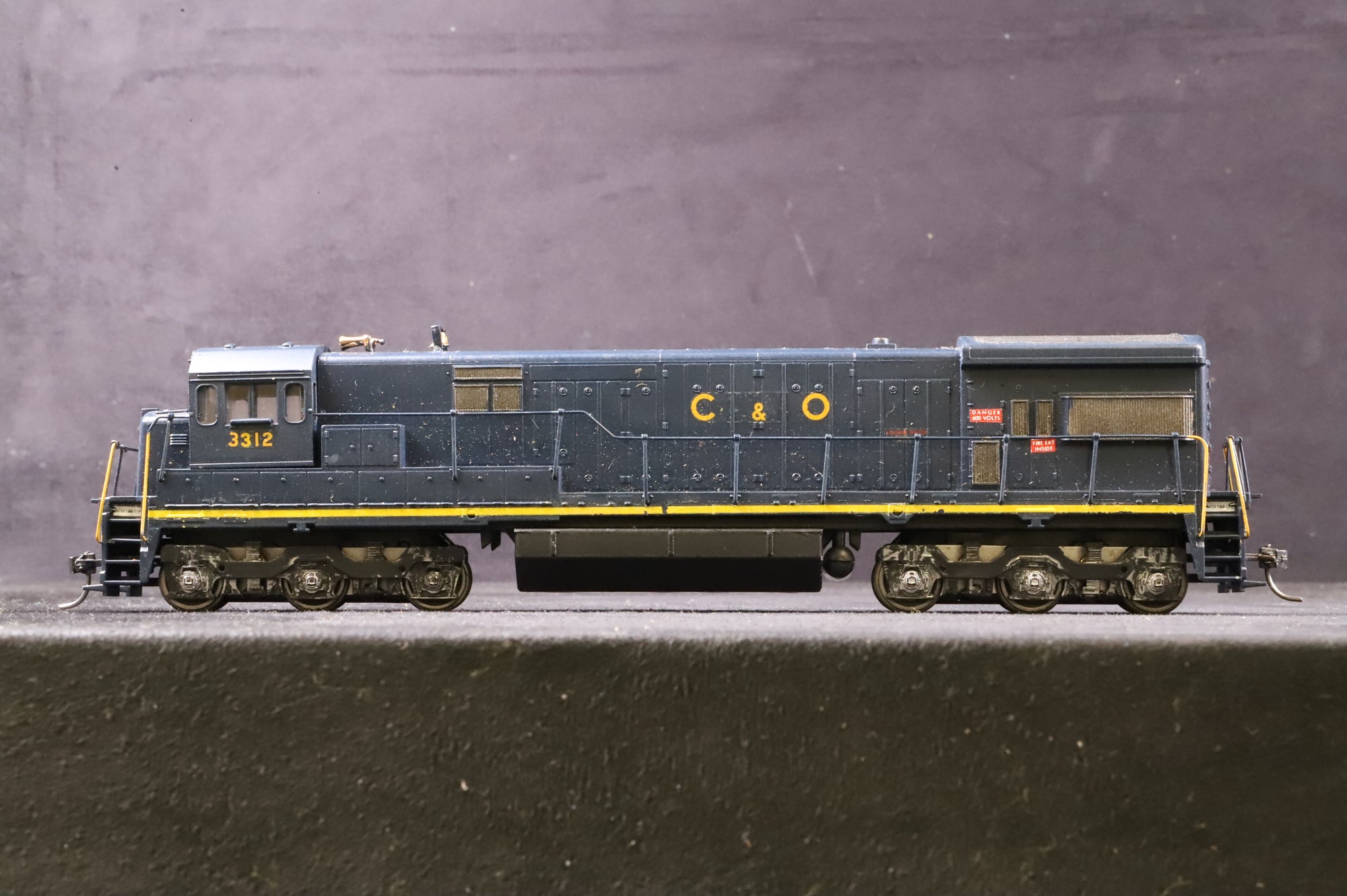 HO GE C30 Diesel Locomotive '3312' C&O Renumbered DCC Fitted