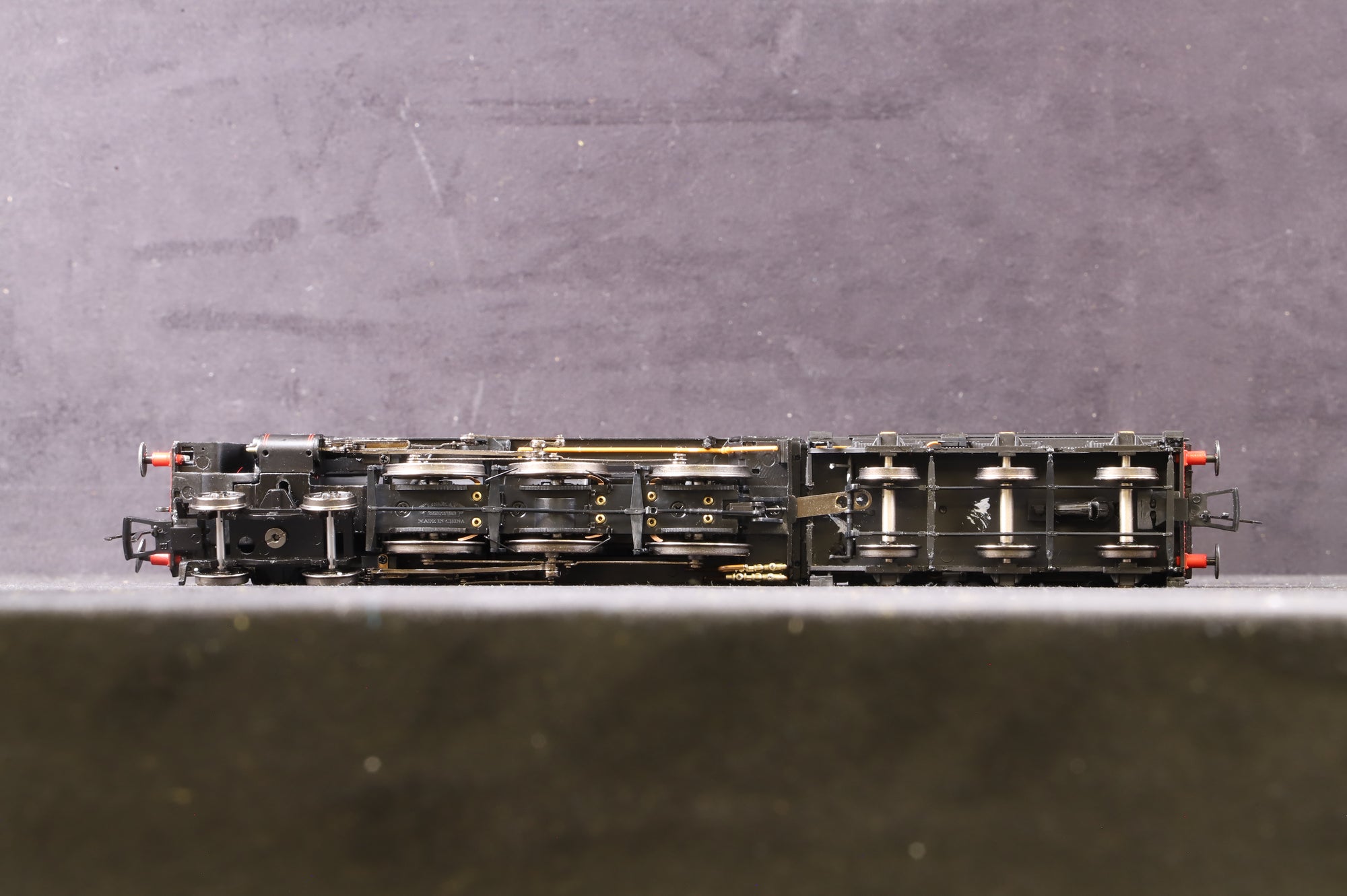 Bachmann OO 31-117 Standard 4MT 75014 in Lined BR Black w/ Early Crests