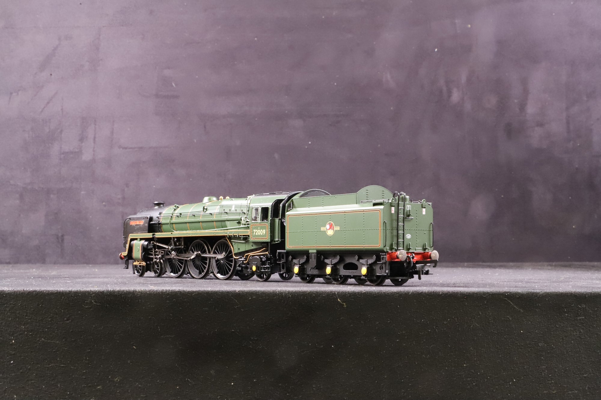 Hornby OO R3996 Clan Class 72009 'Clan Stewart' in BR Lined Green w/ Late Crests - TTS Sound