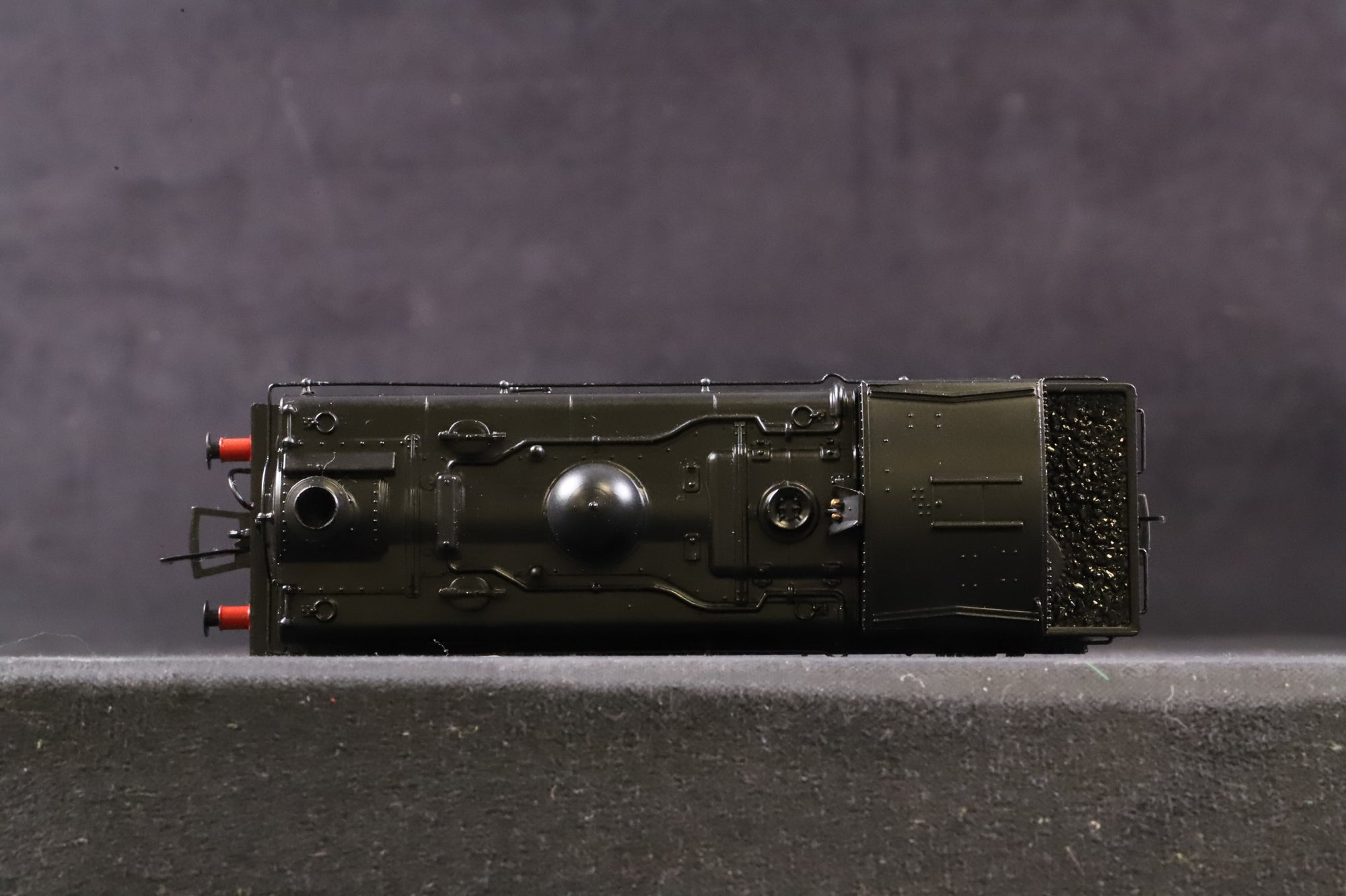 Bachmann OO 32-209 Class 8750 Pannier Tank No.3711 in BR Black w/ Early Crests